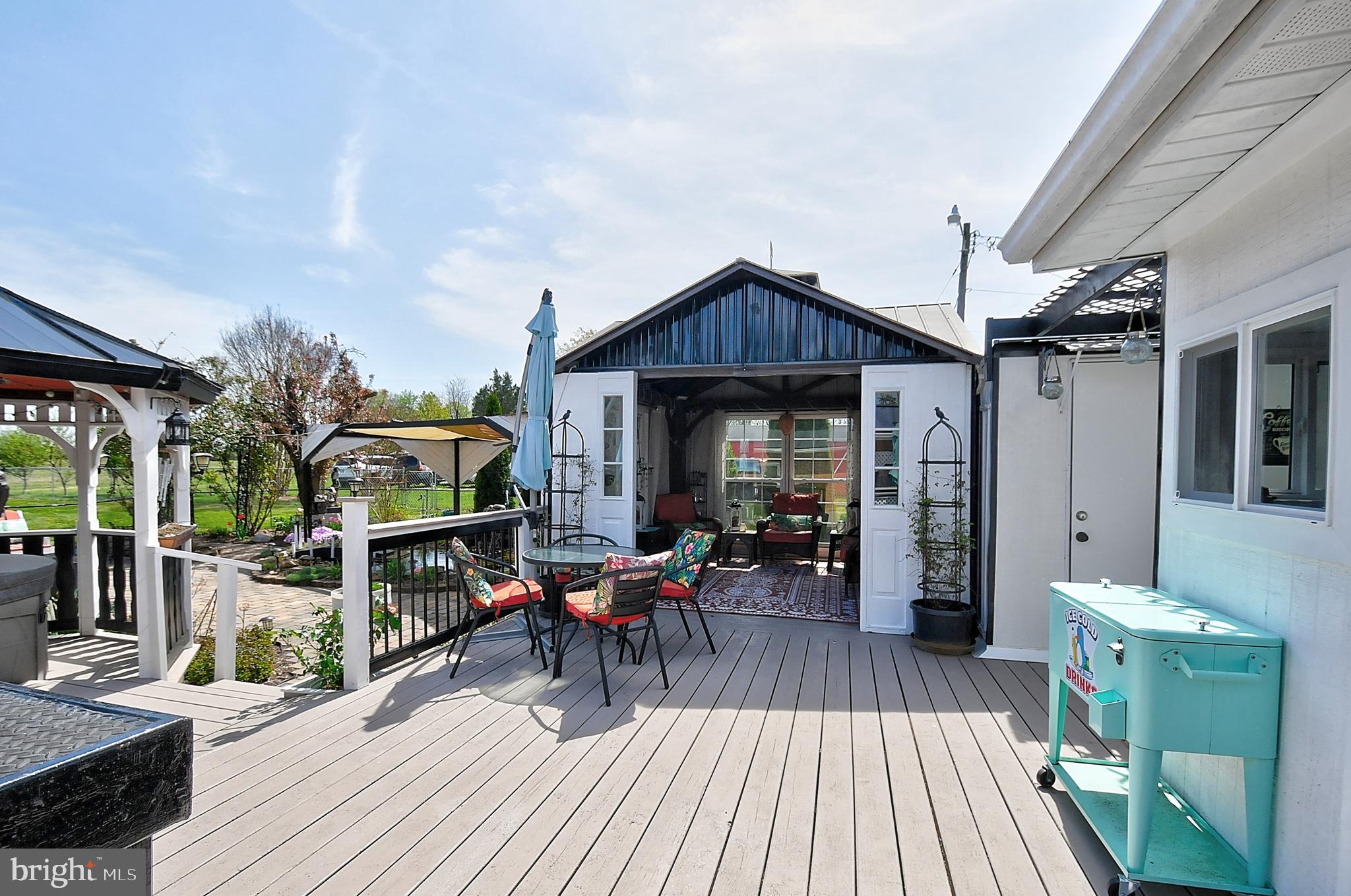 J WAYNE ADAMS - Residential