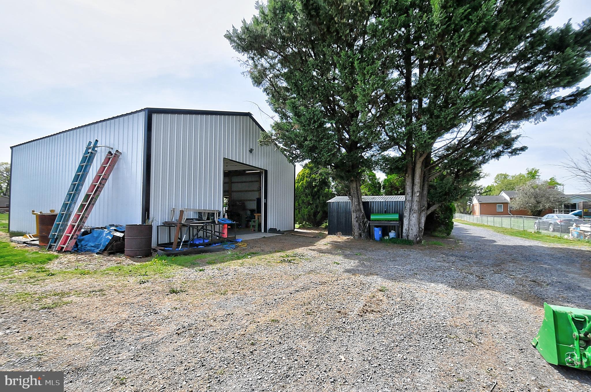 J WAYNE ADAMS - Residential