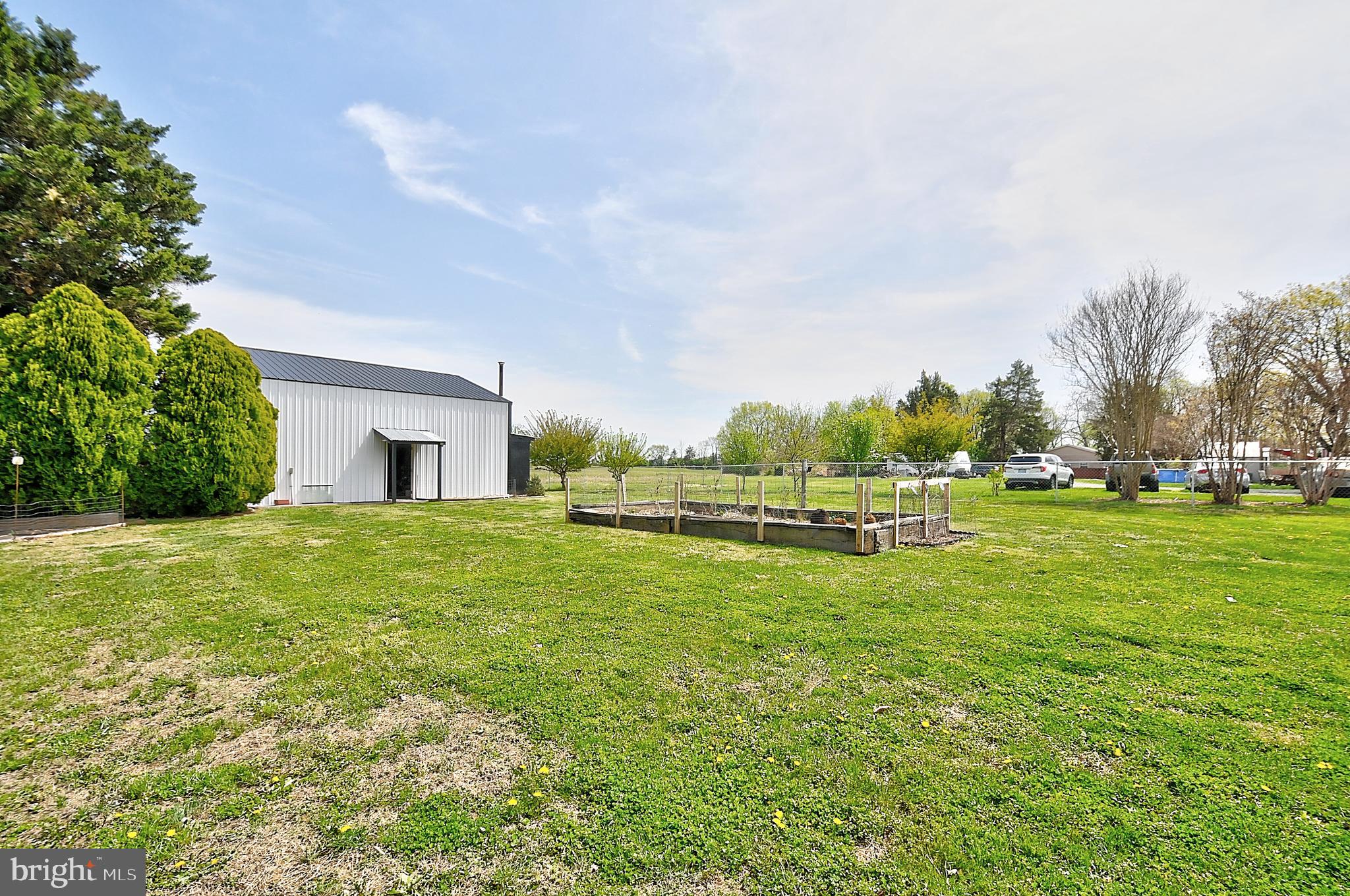 J WAYNE ADAMS - Residential