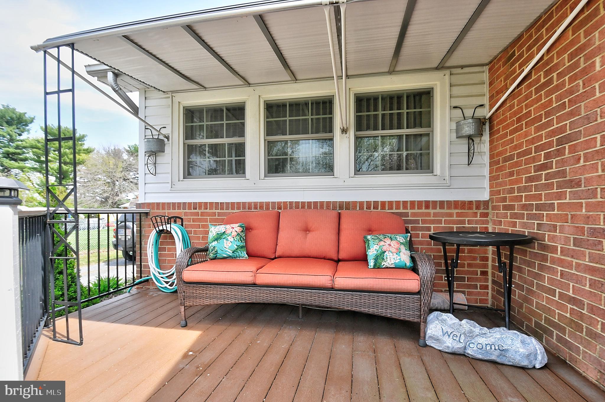 J WAYNE ADAMS - Residential