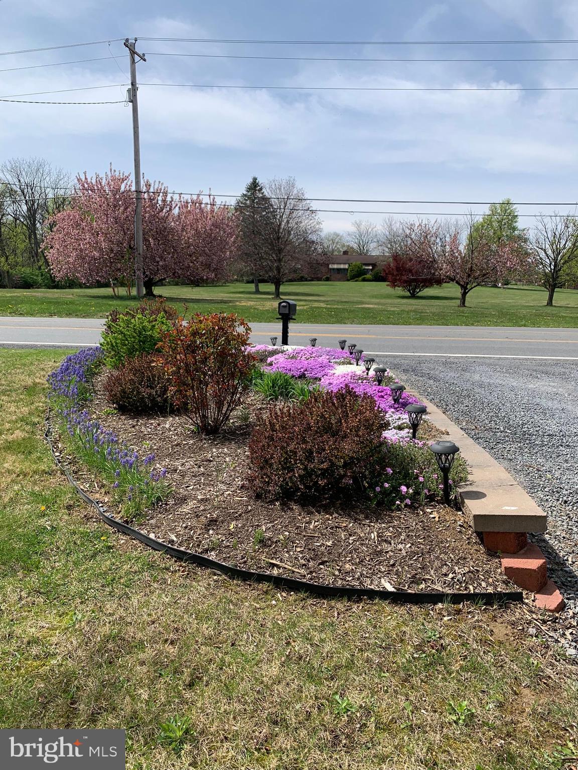 J WAYNE ADAMS - Residential