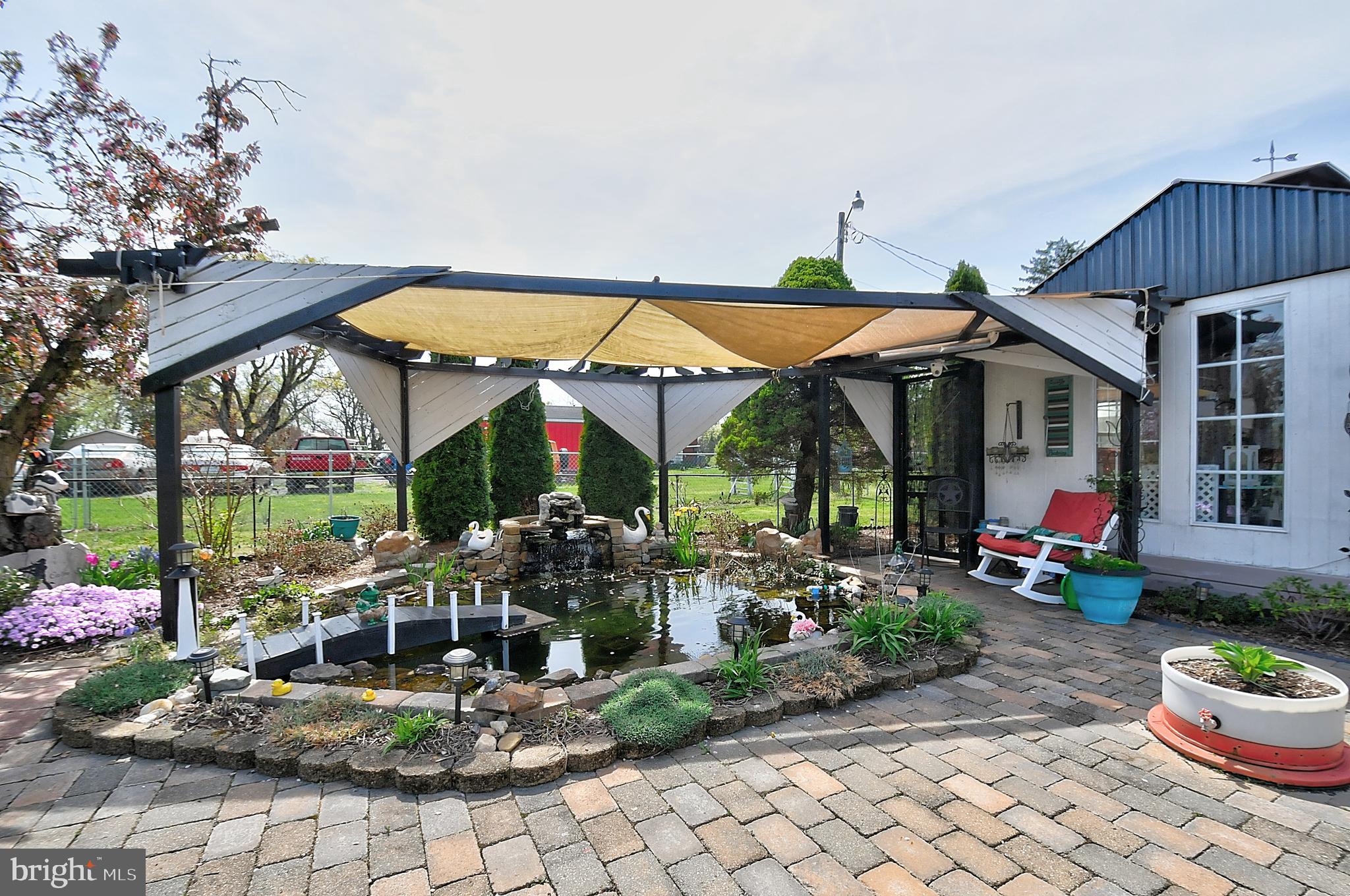 J WAYNE ADAMS - Residential