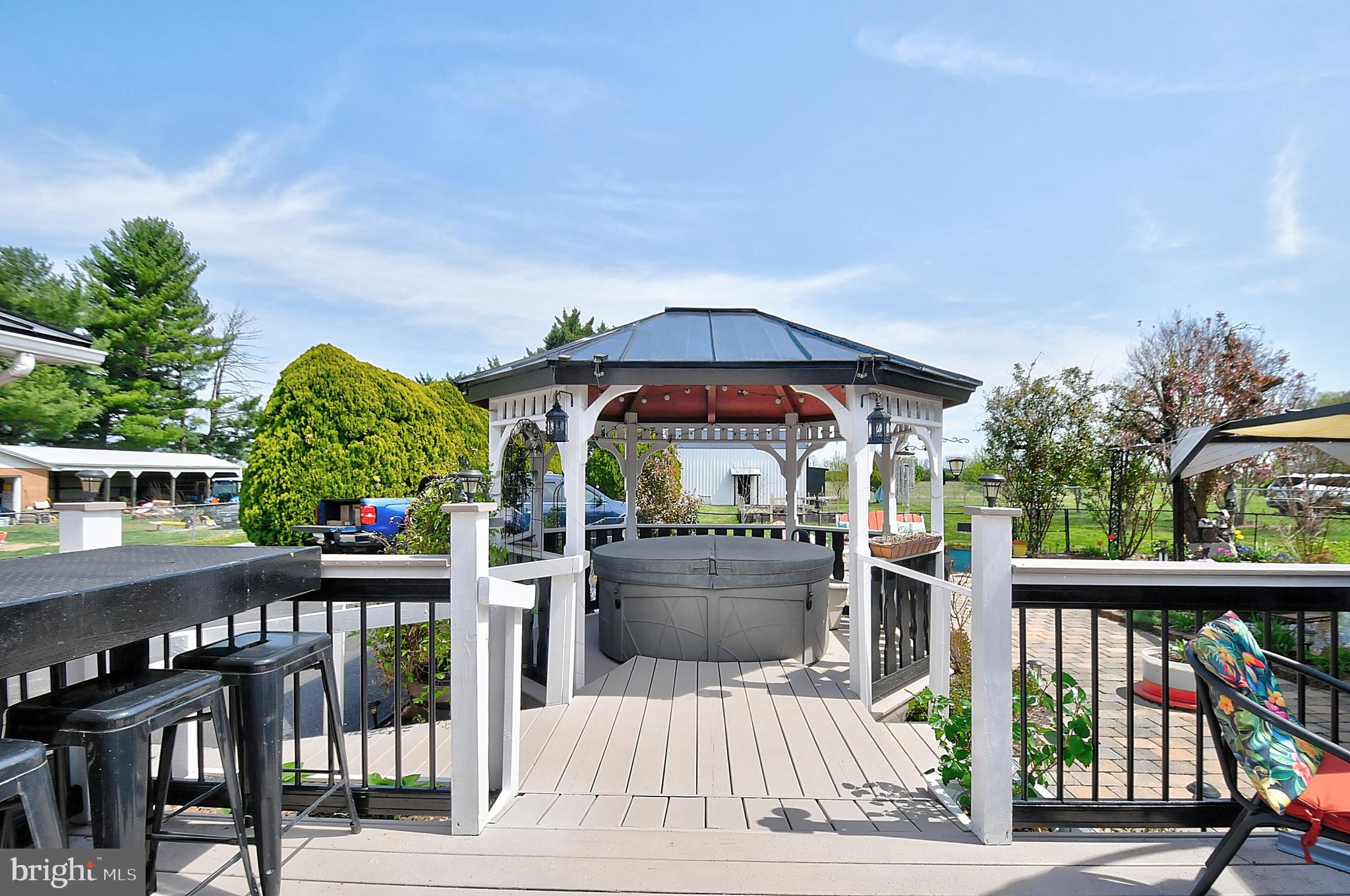 J WAYNE ADAMS - Residential