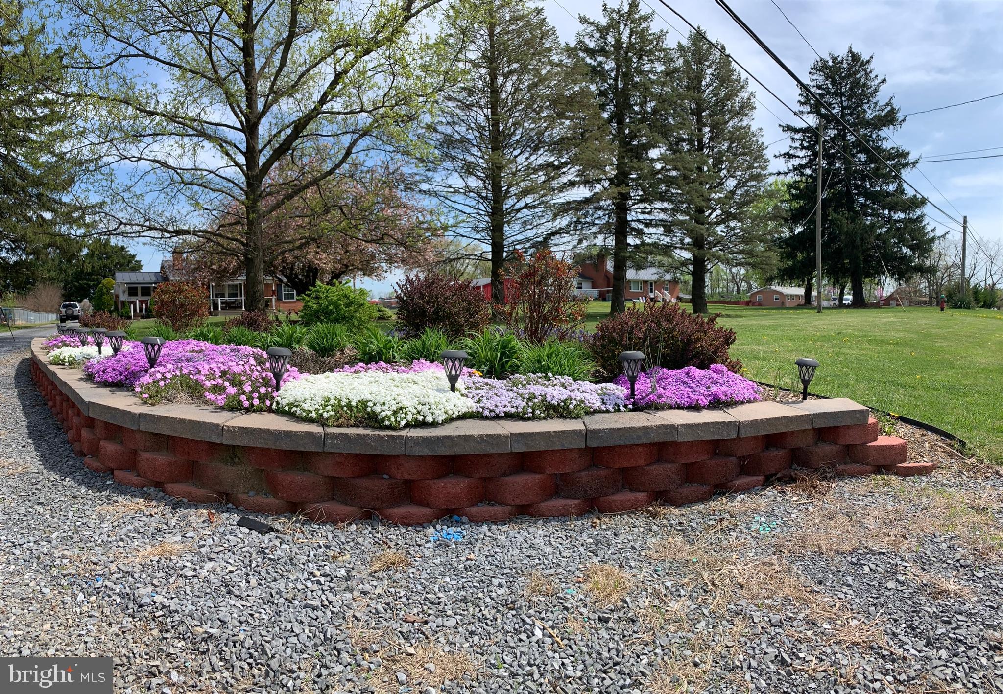 J WAYNE ADAMS - Residential