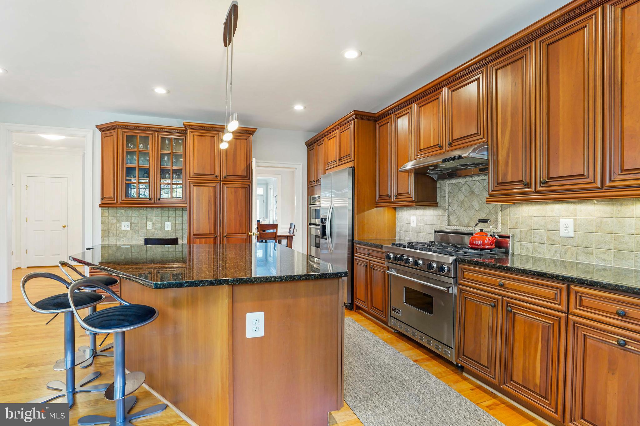 BELLEVUE FOREST - Residential