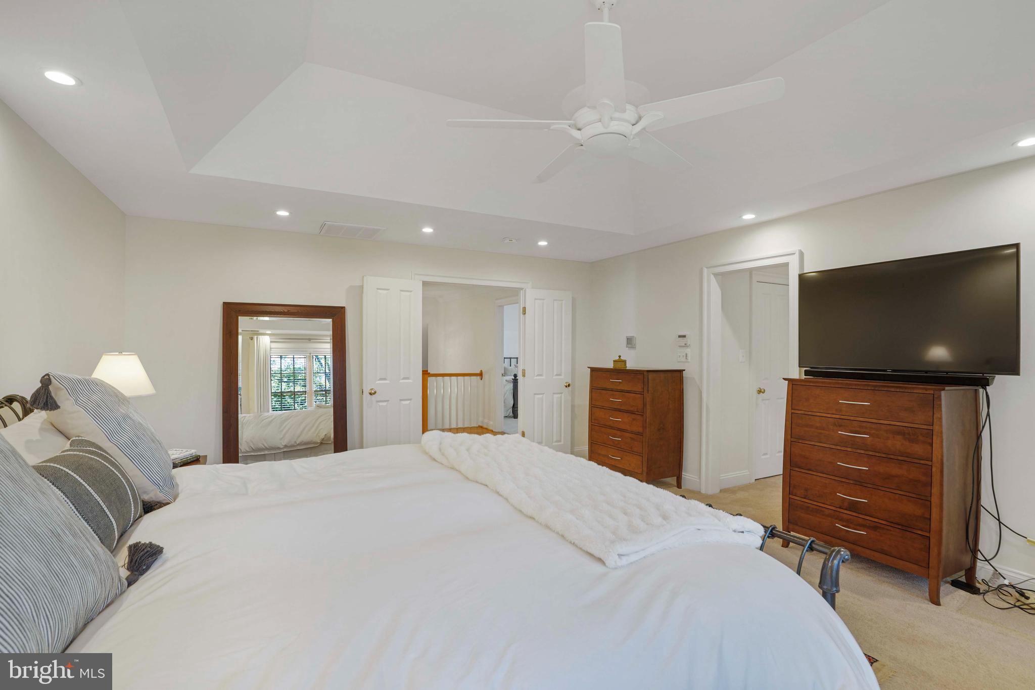 BELLEVUE FOREST - Residential