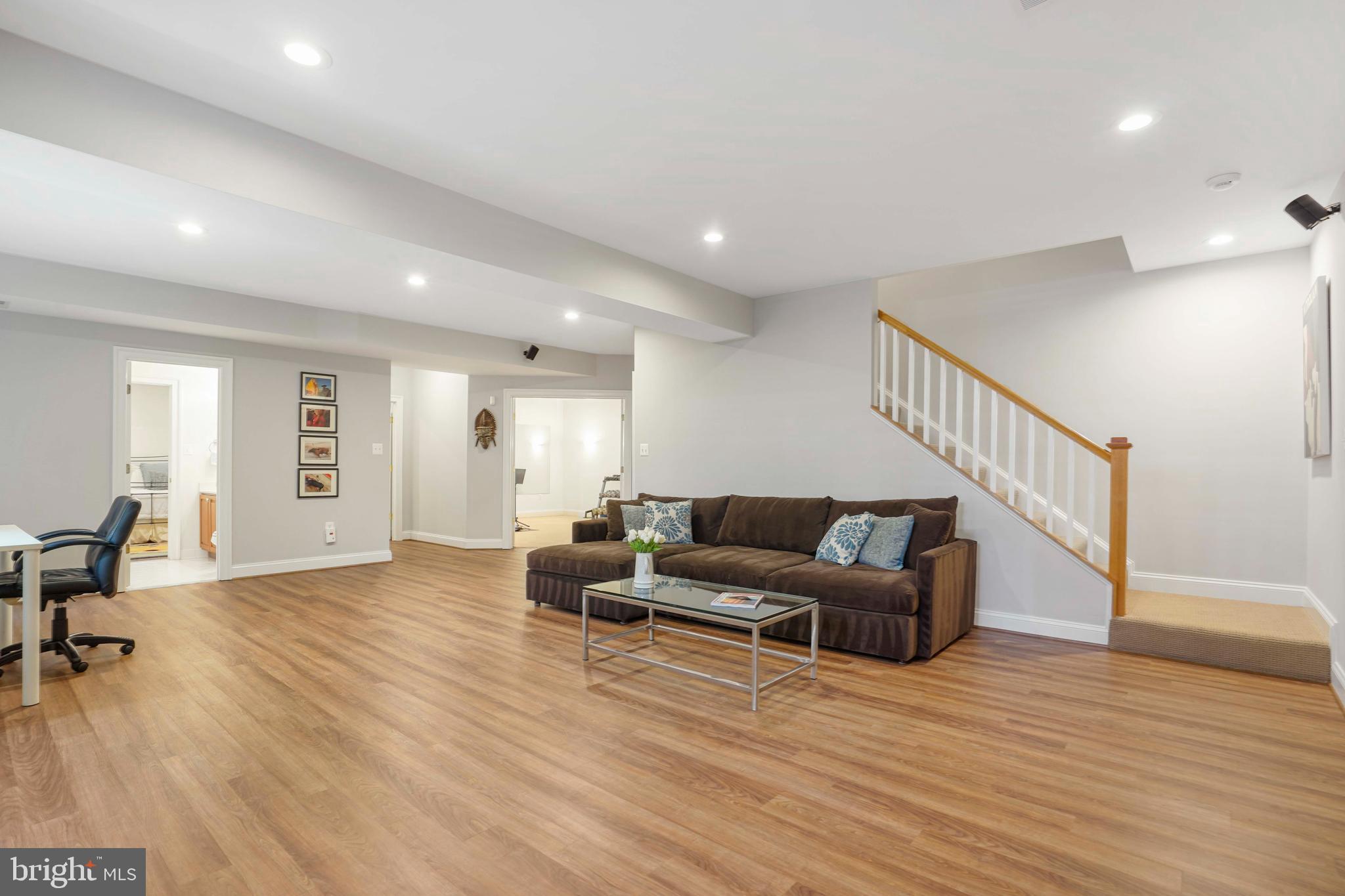 BELLEVUE FOREST - Residential