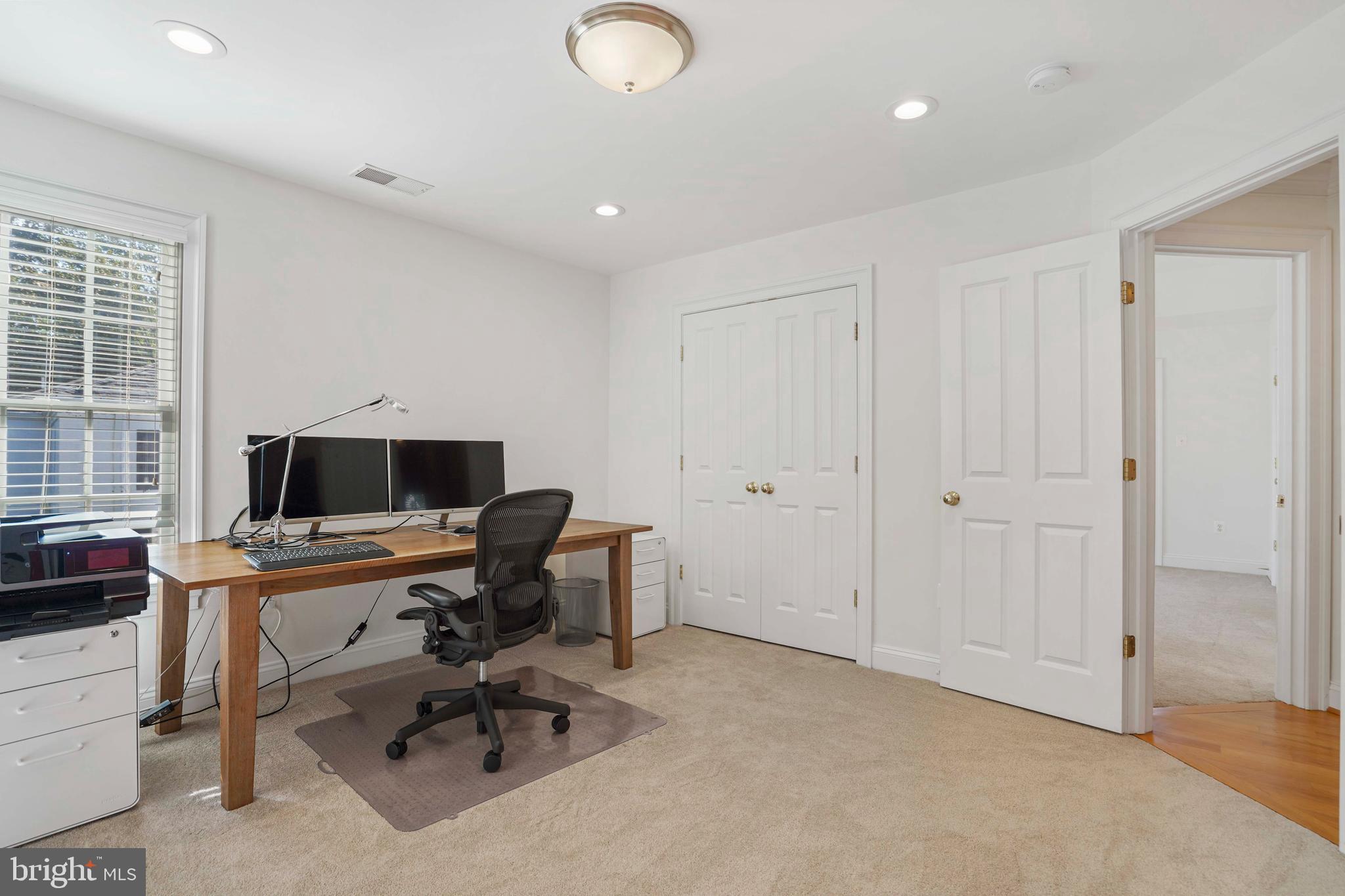 BELLEVUE FOREST - Residential