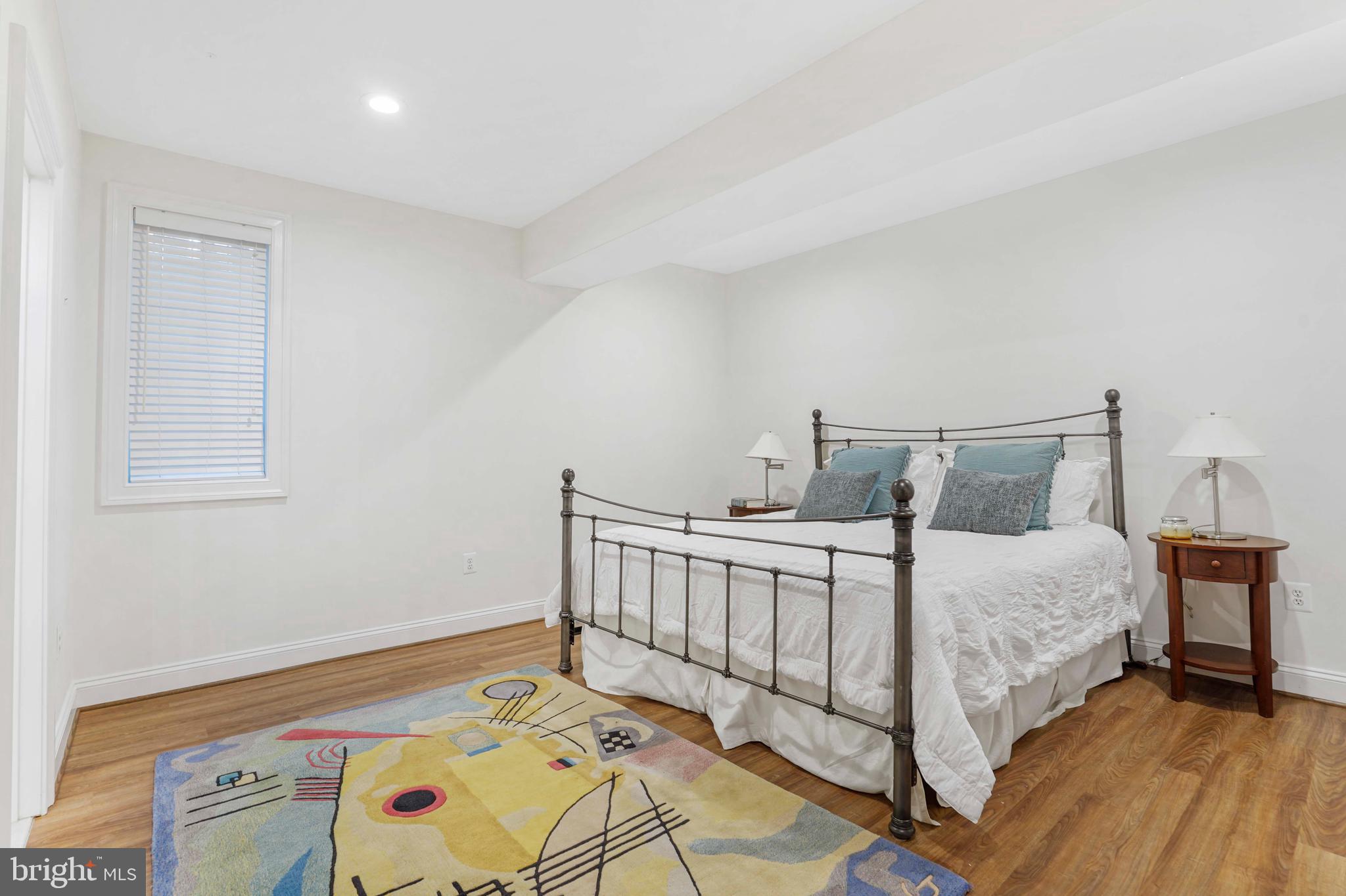 BELLEVUE FOREST - Residential