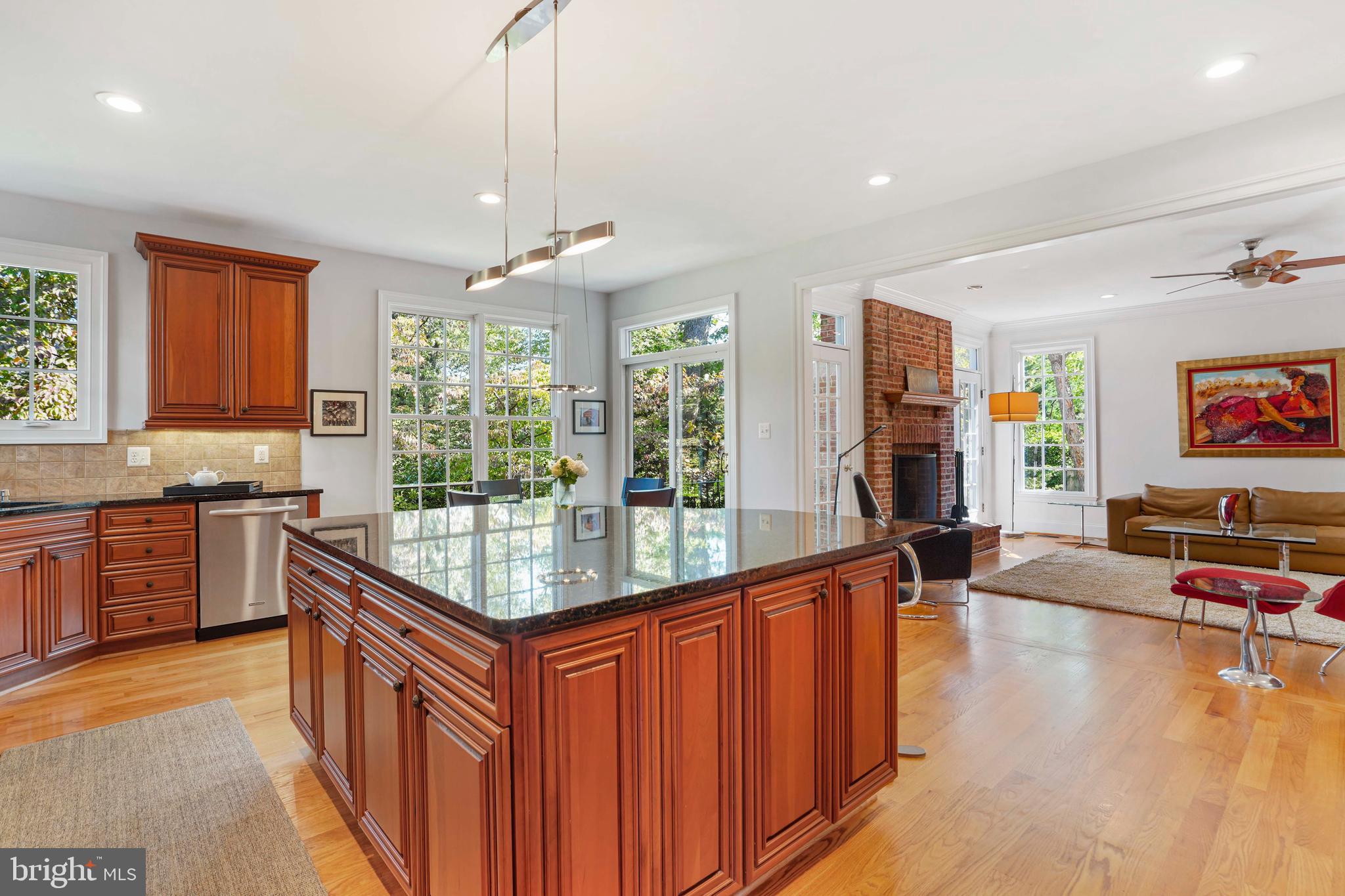 BELLEVUE FOREST - Residential