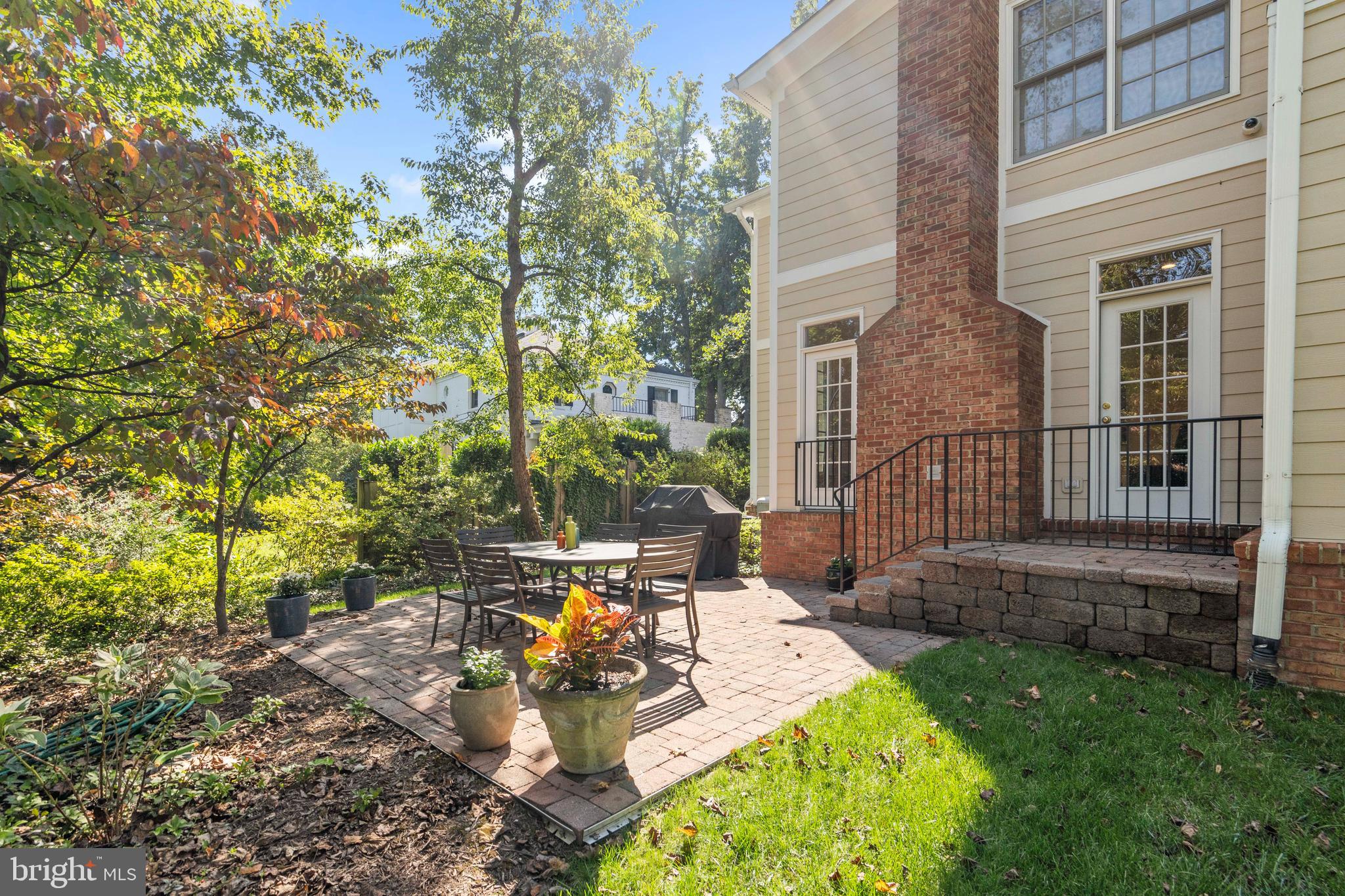 BELLEVUE FOREST - Residential