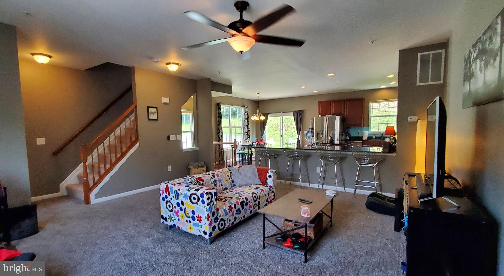 SAN FRANCISCO BY THE BAY - Residential