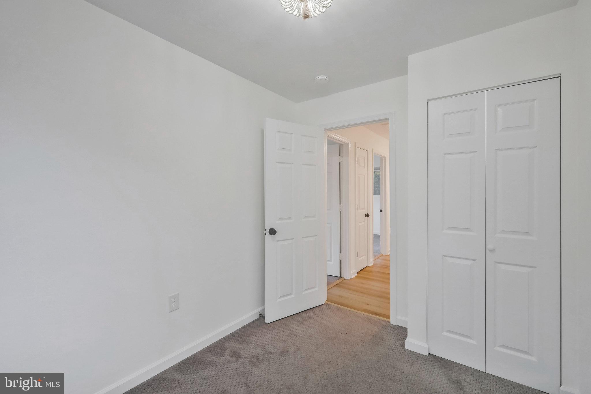 COLUMBIA TERRACE - Residential