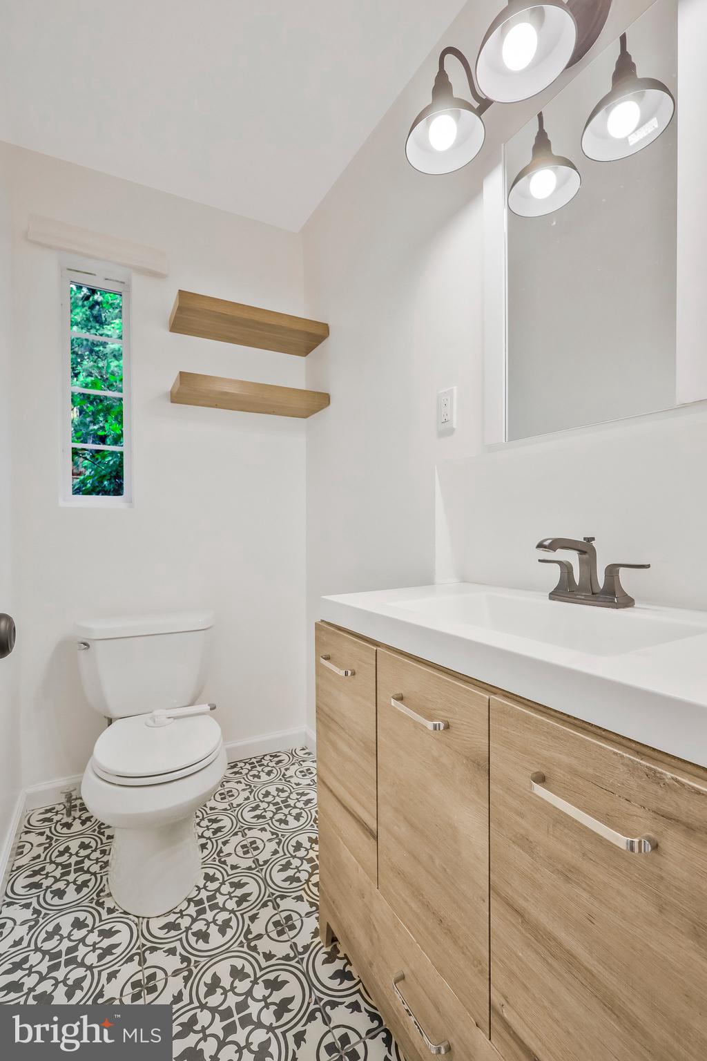 COLUMBIA TERRACE - Residential