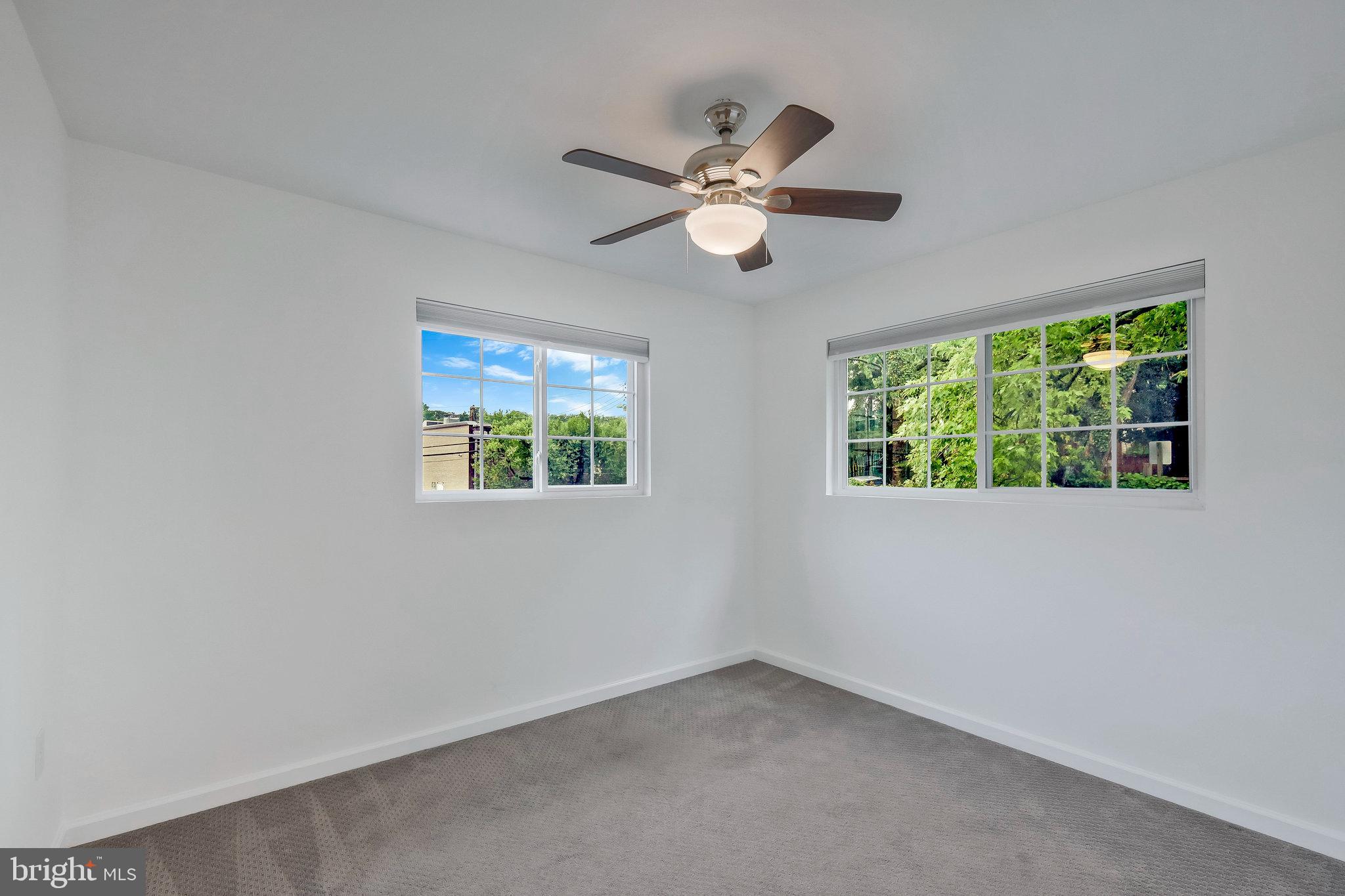 COLUMBIA TERRACE - Residential