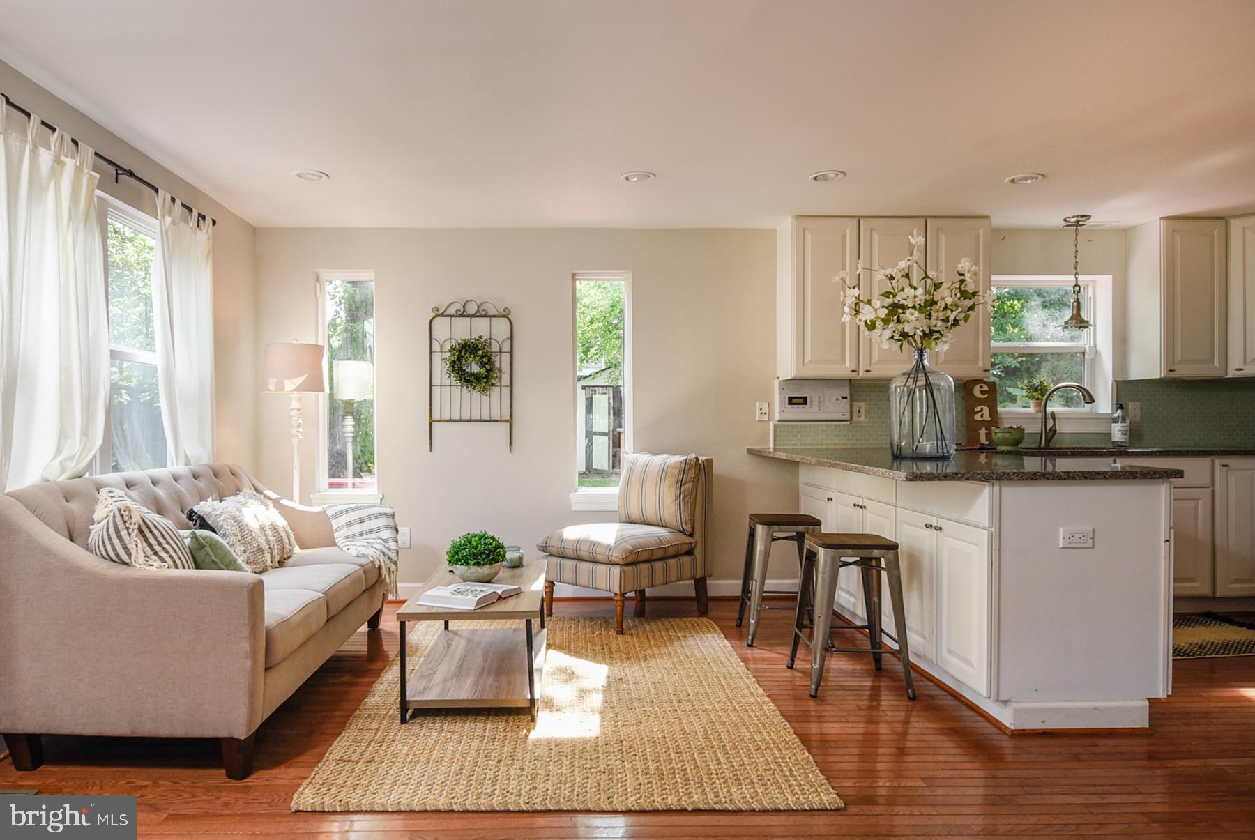 ROSEMONT PARK - Residential