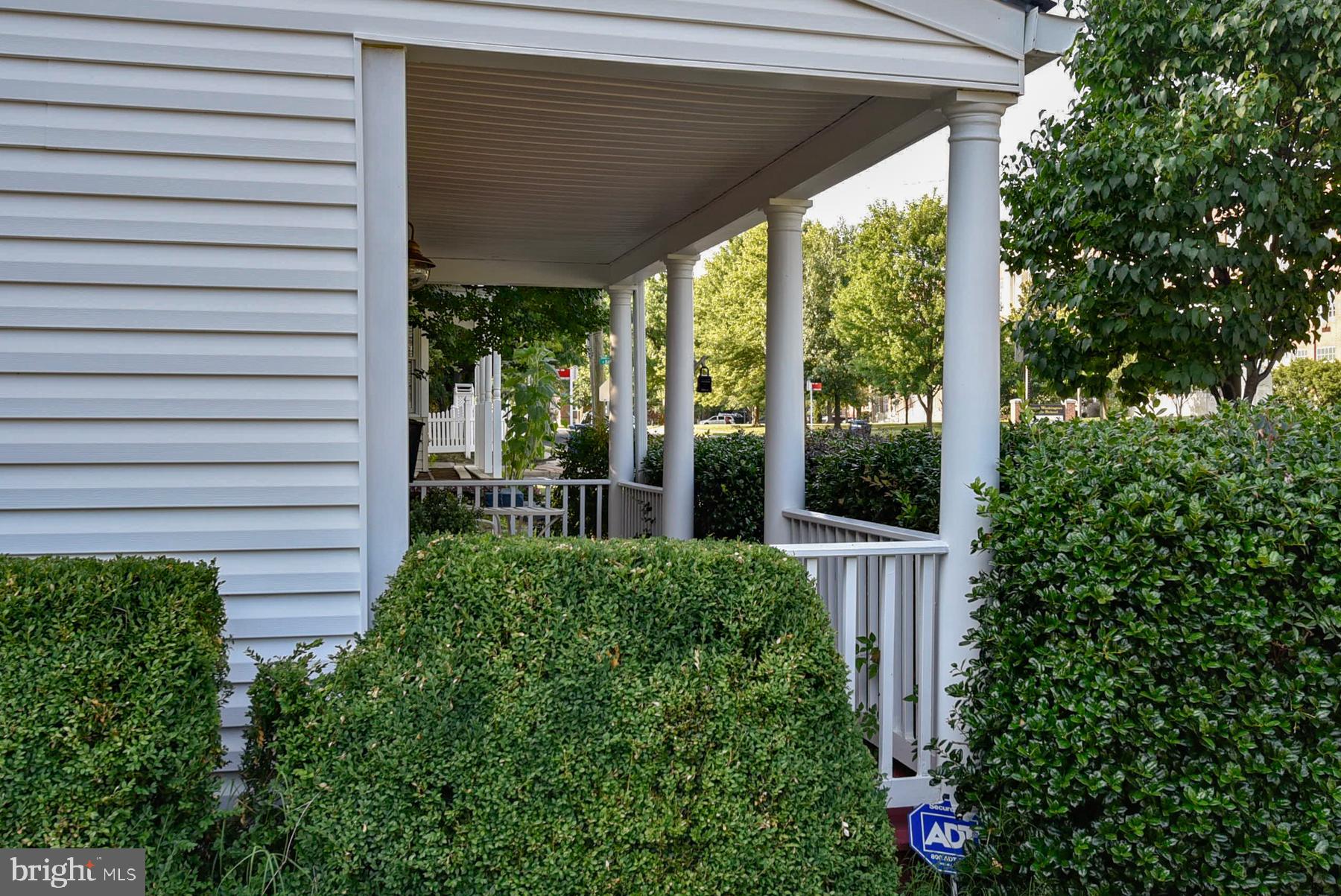 ROSEMONT PARK - Residential