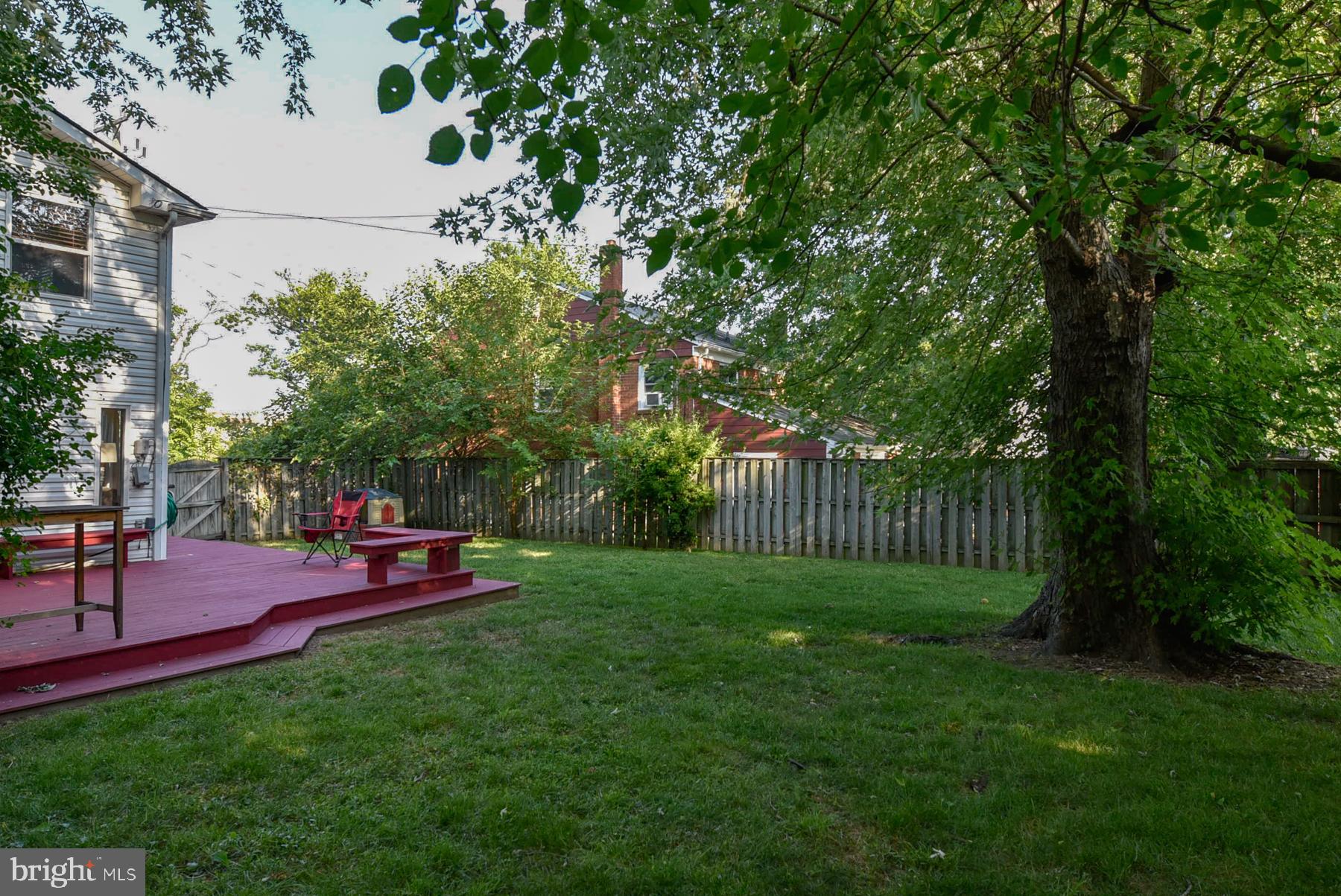 ROSEMONT PARK - Residential