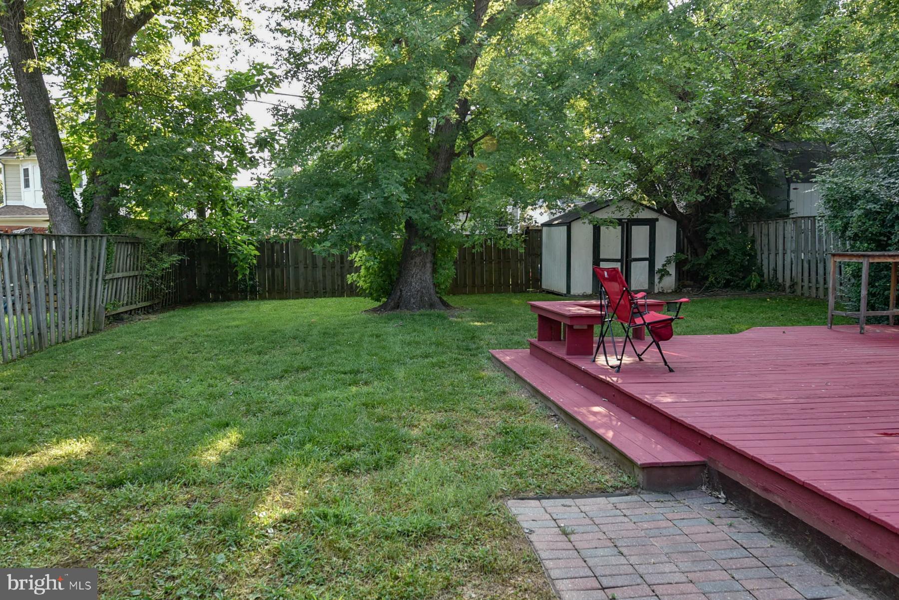 ROSEMONT PARK - Residential