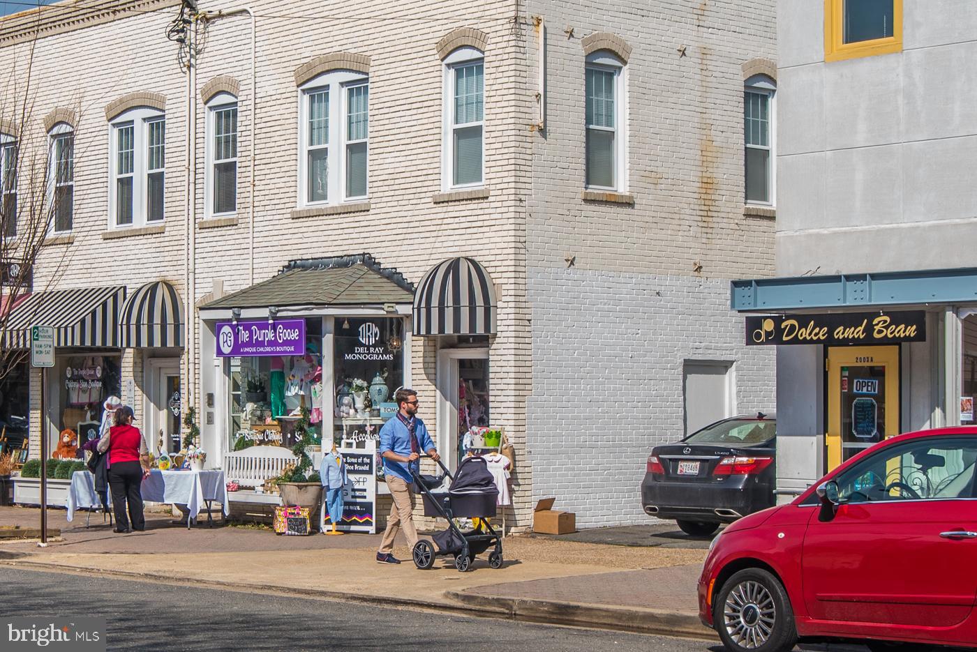 ROSEMONT PARK - Residential