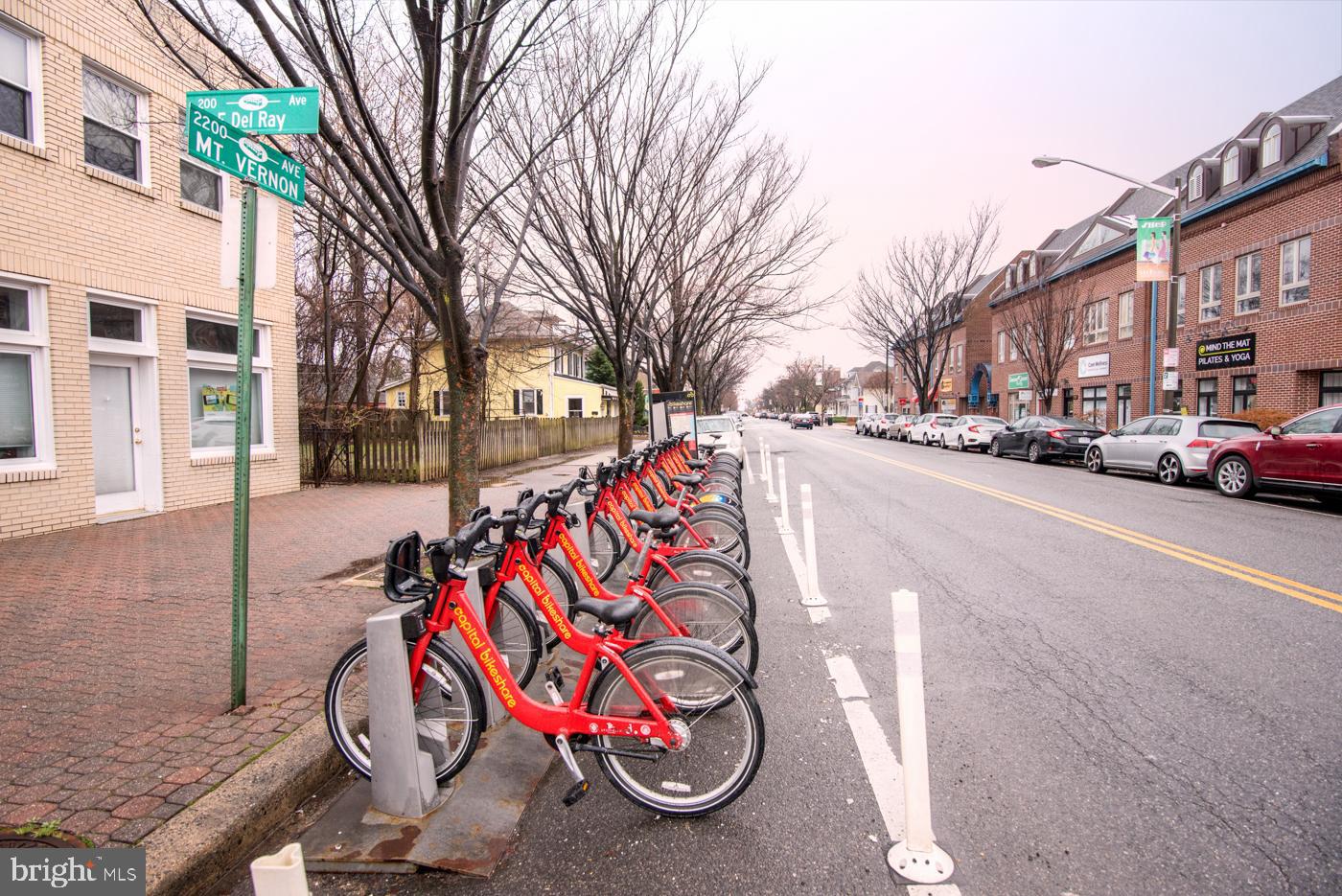 ROSEMONT PARK - Residential