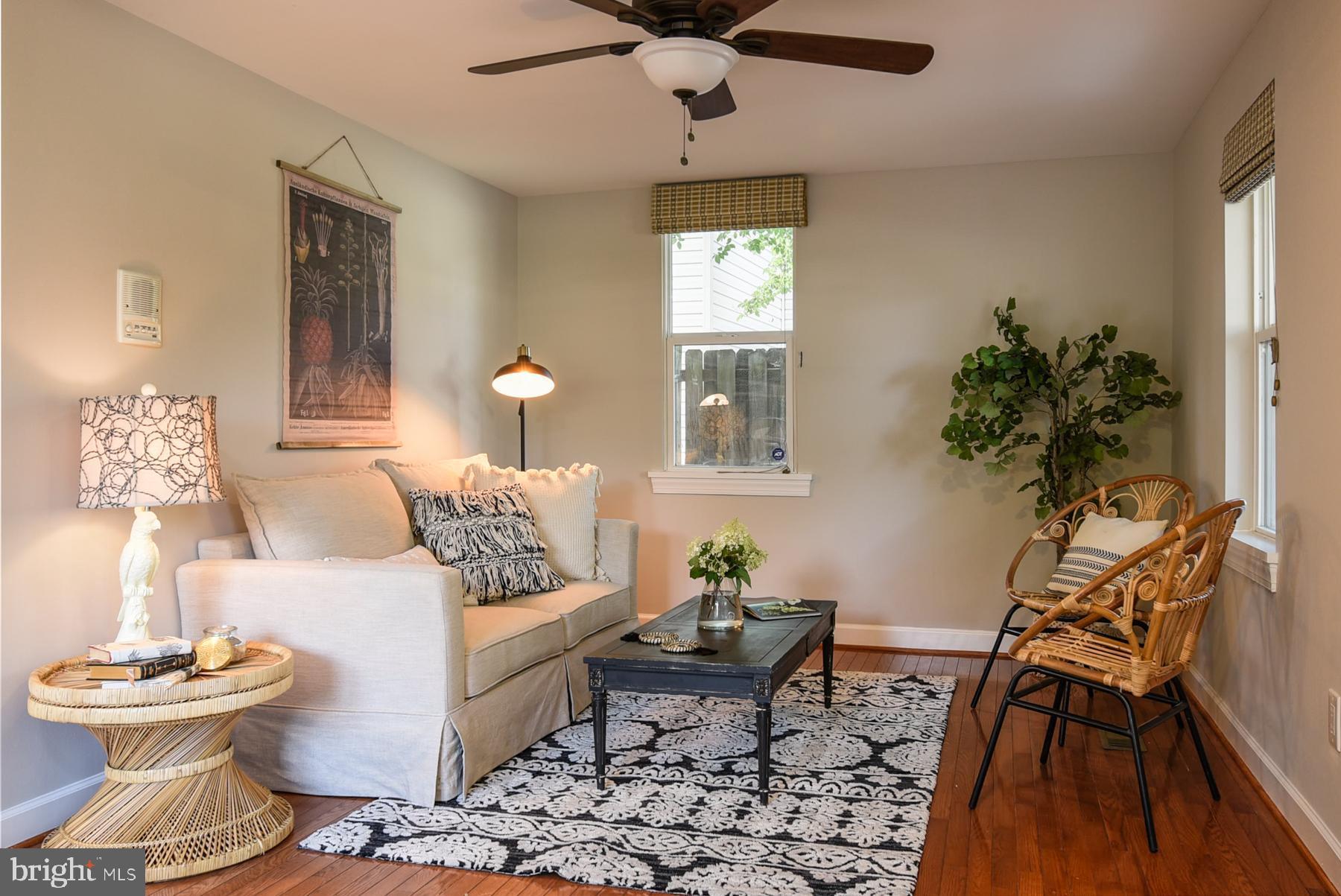 ROSEMONT PARK - Residential