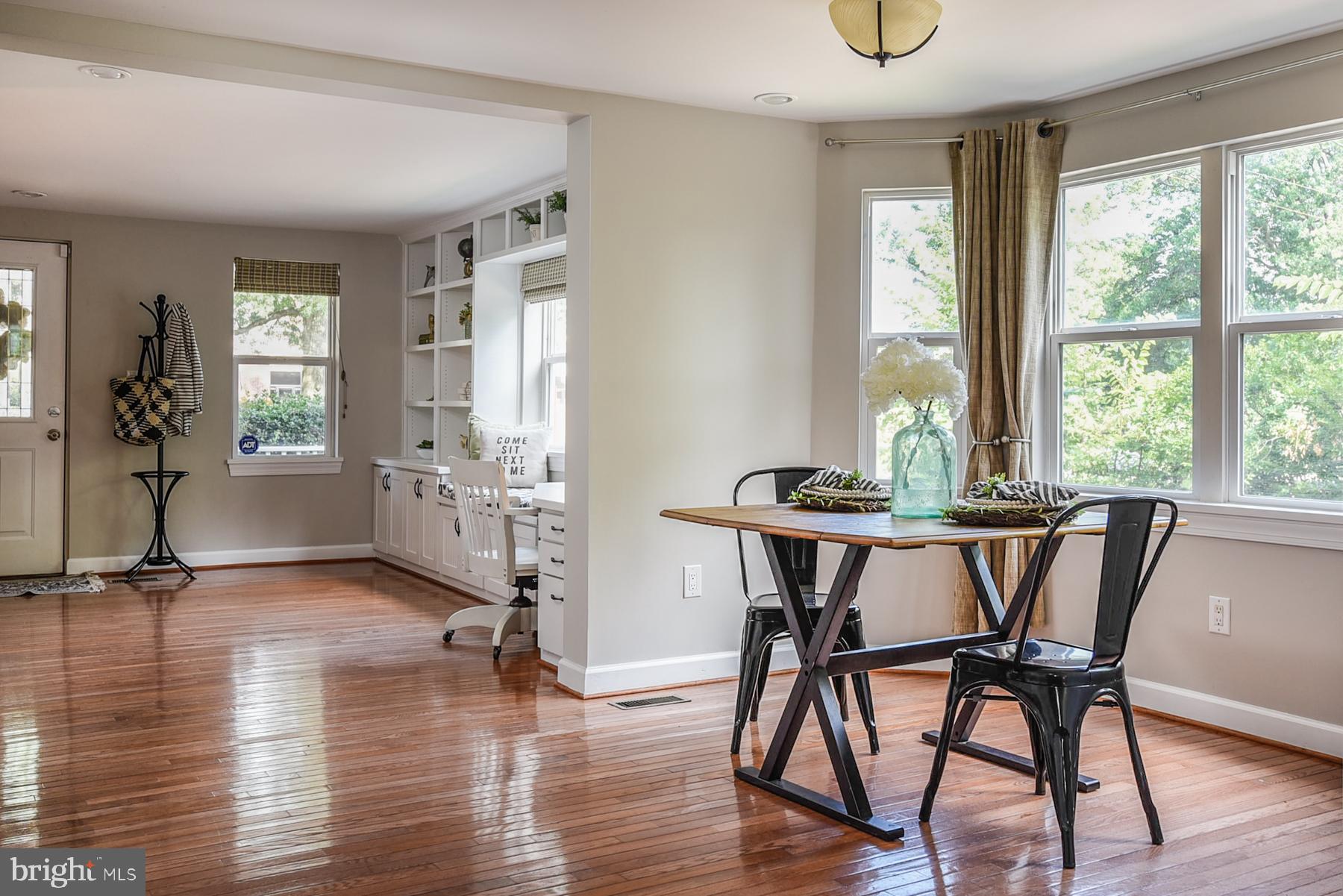 ROSEMONT PARK - Residential