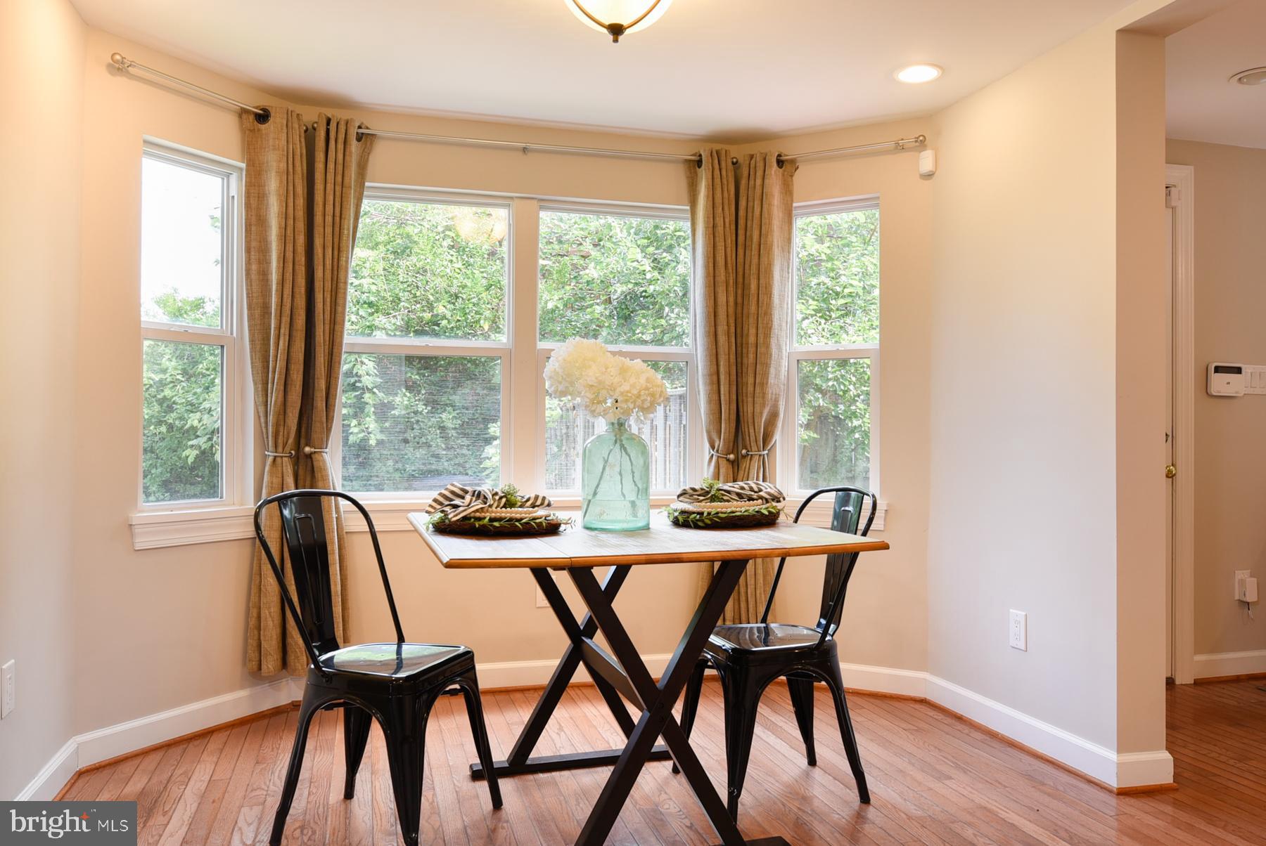 ROSEMONT PARK - Residential