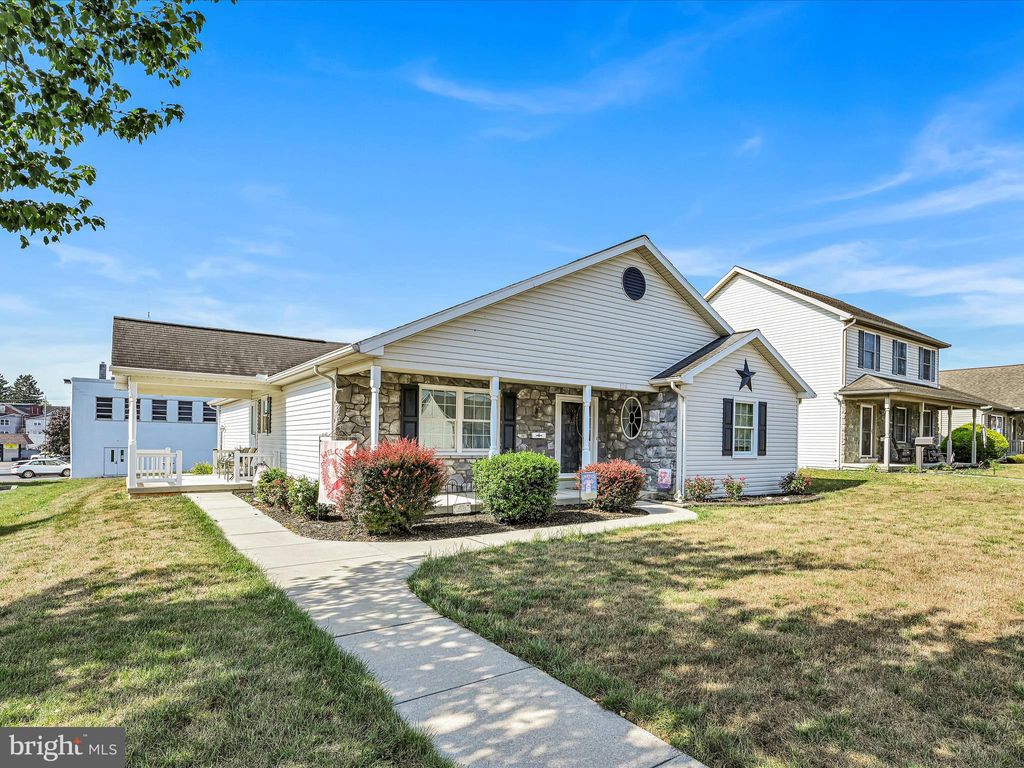 Photo of 106 Frank Street, Mount Joy, PA 17552 (MLS # PALA2053946)