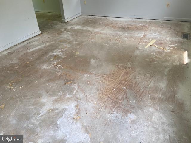 DENNIS - Residential