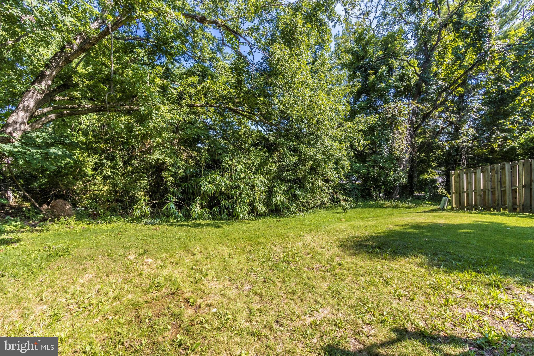 LAKE VILLAGE MANOR - Residential Lease