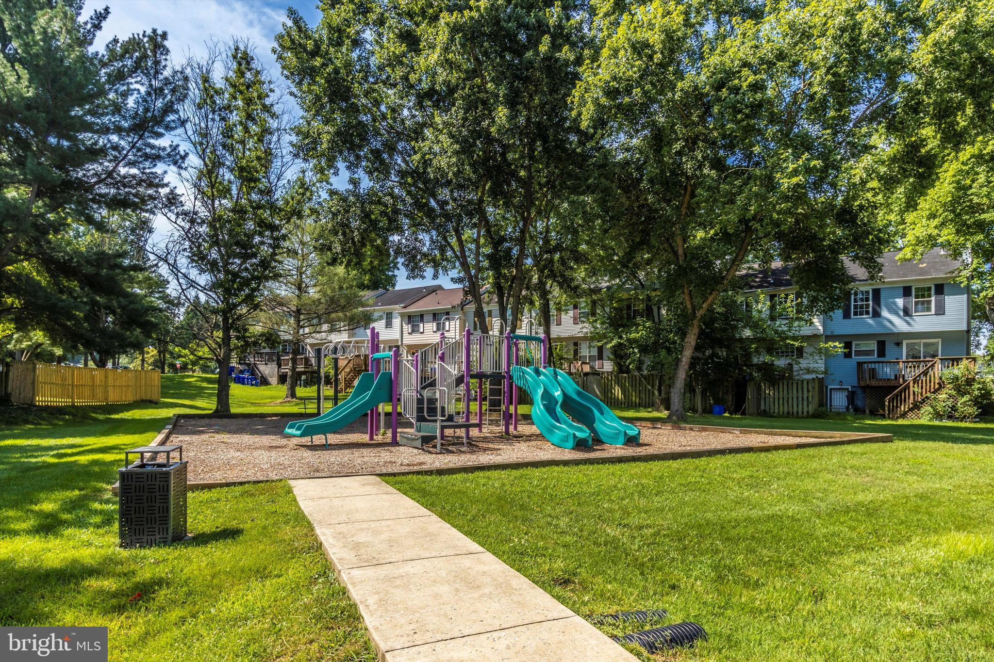 LAKE VILLAGE MANOR - Residential Lease