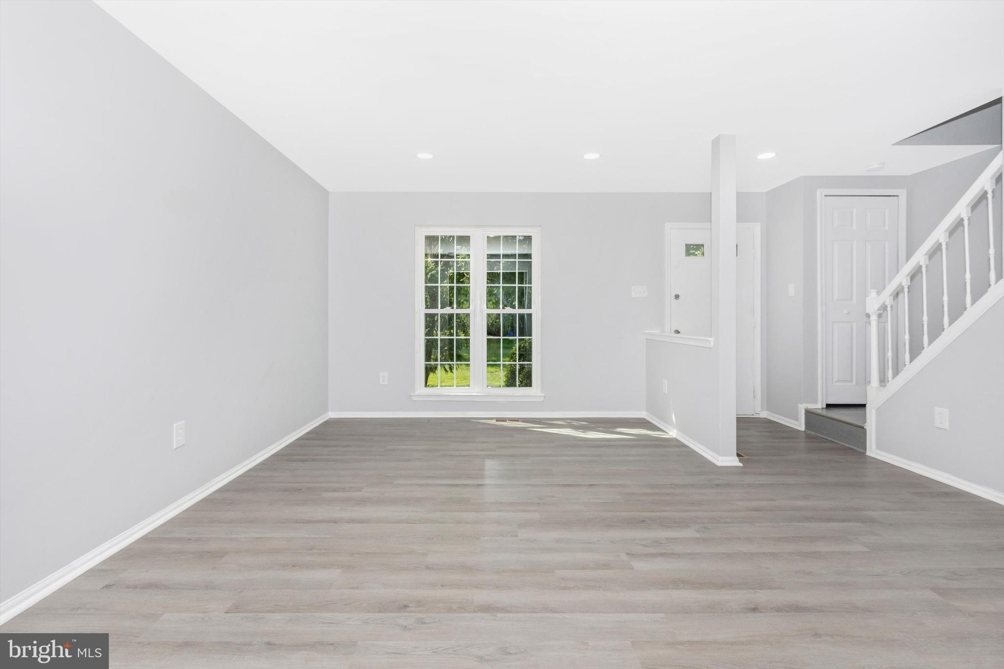 LAKE VILLAGE MANOR - Residential Lease