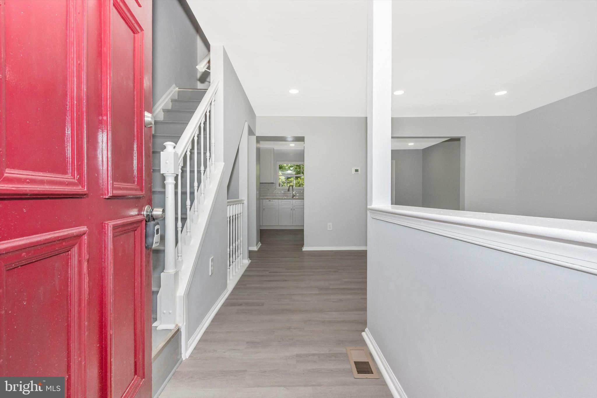 LAKE VILLAGE MANOR - Residential Lease