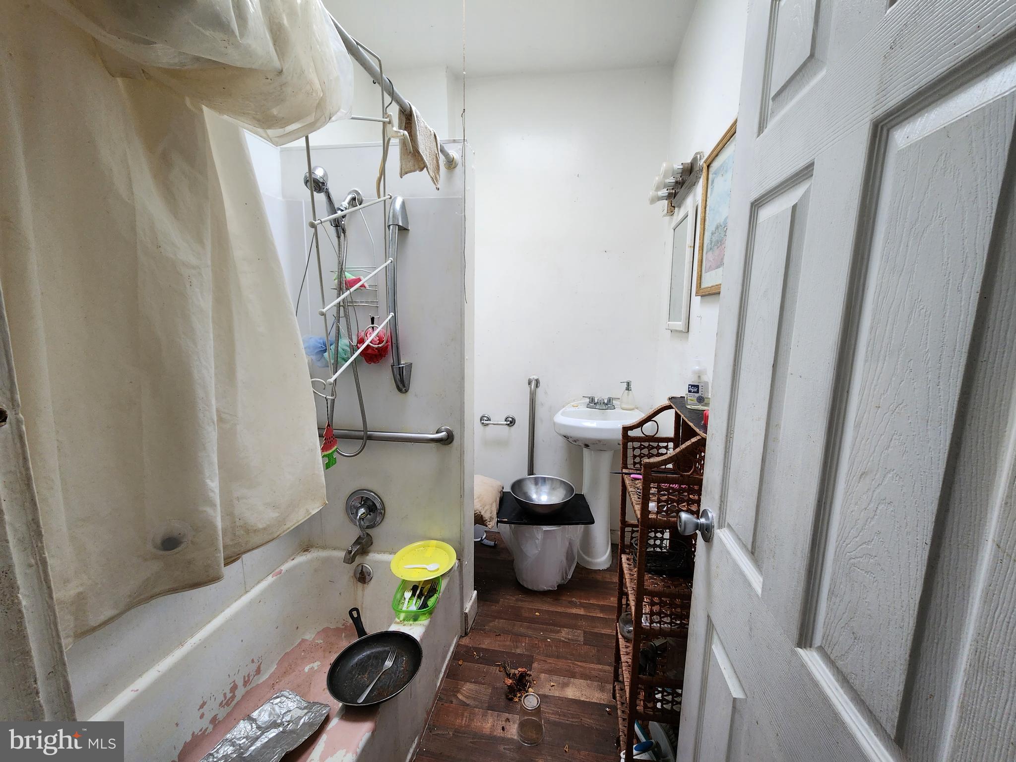 COLD SPRING NEWTOWN - Residential