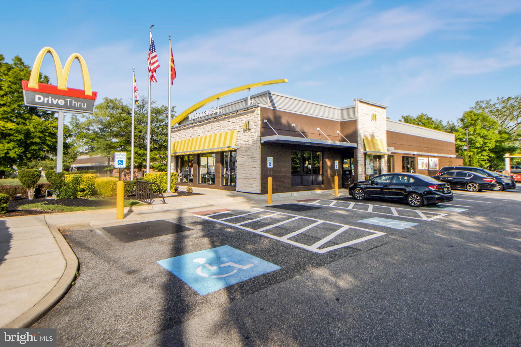 COLMAR MANOR - Residential