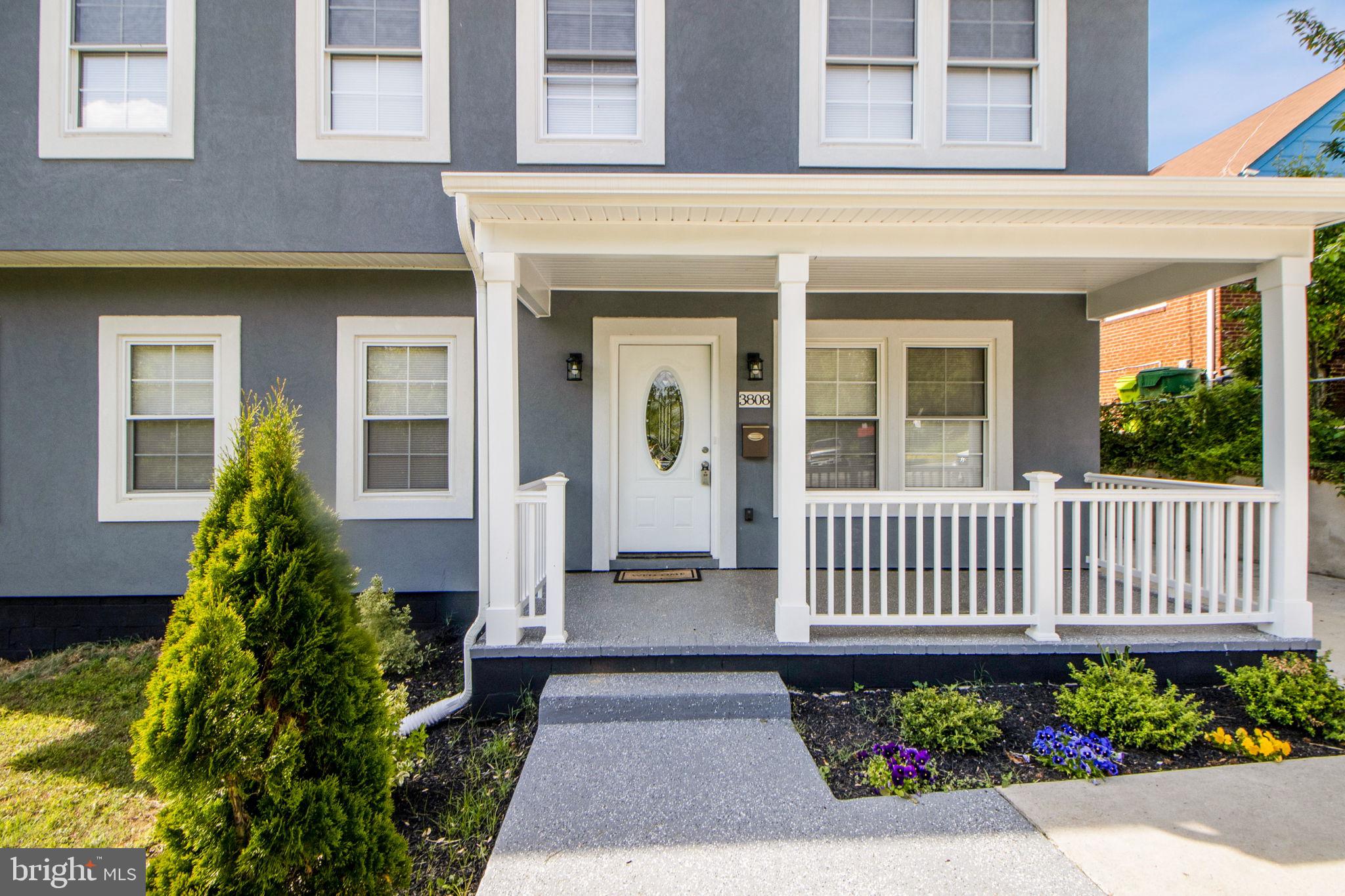 COLMAR MANOR - Residential