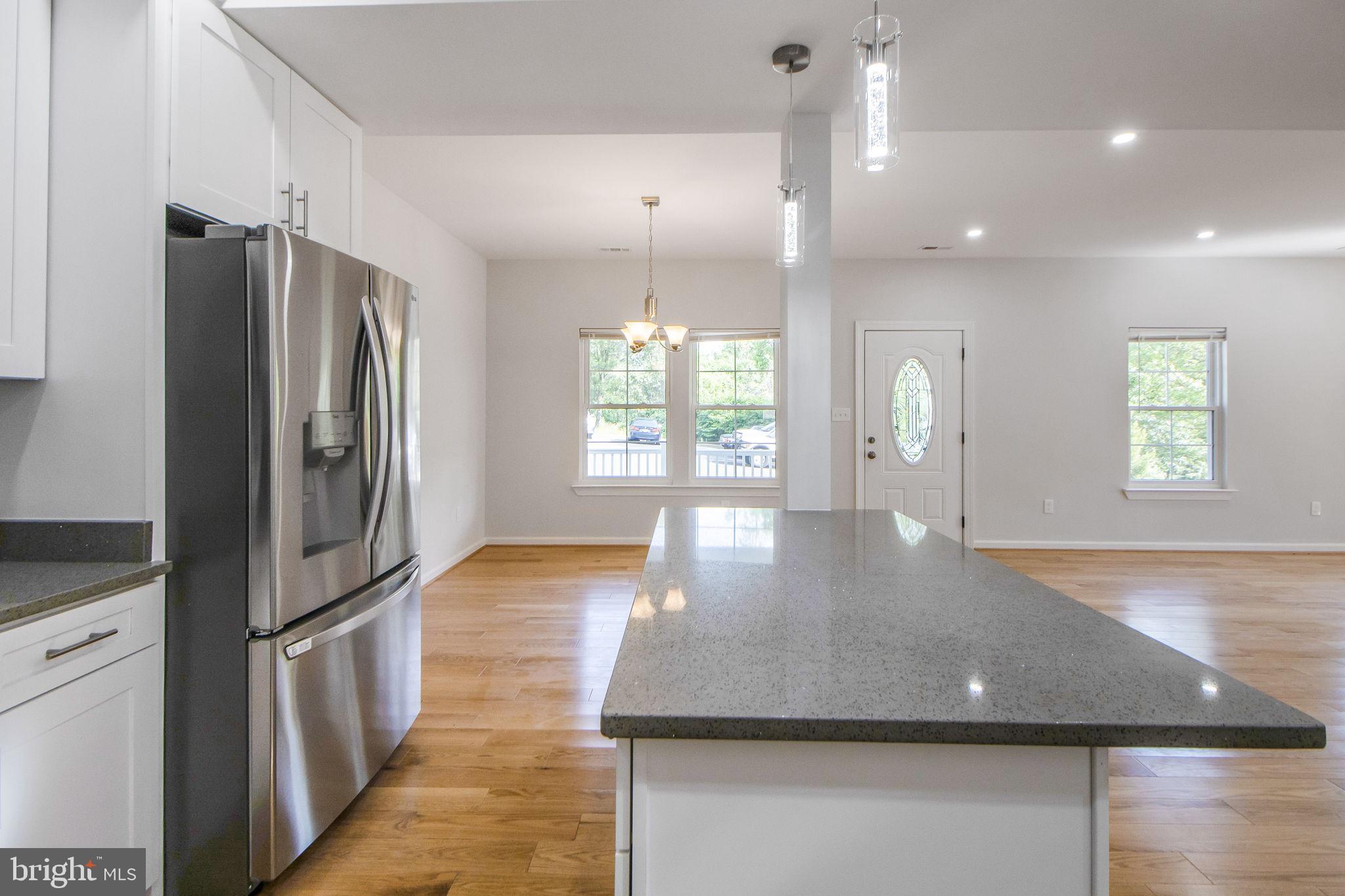 COLMAR MANOR - Residential