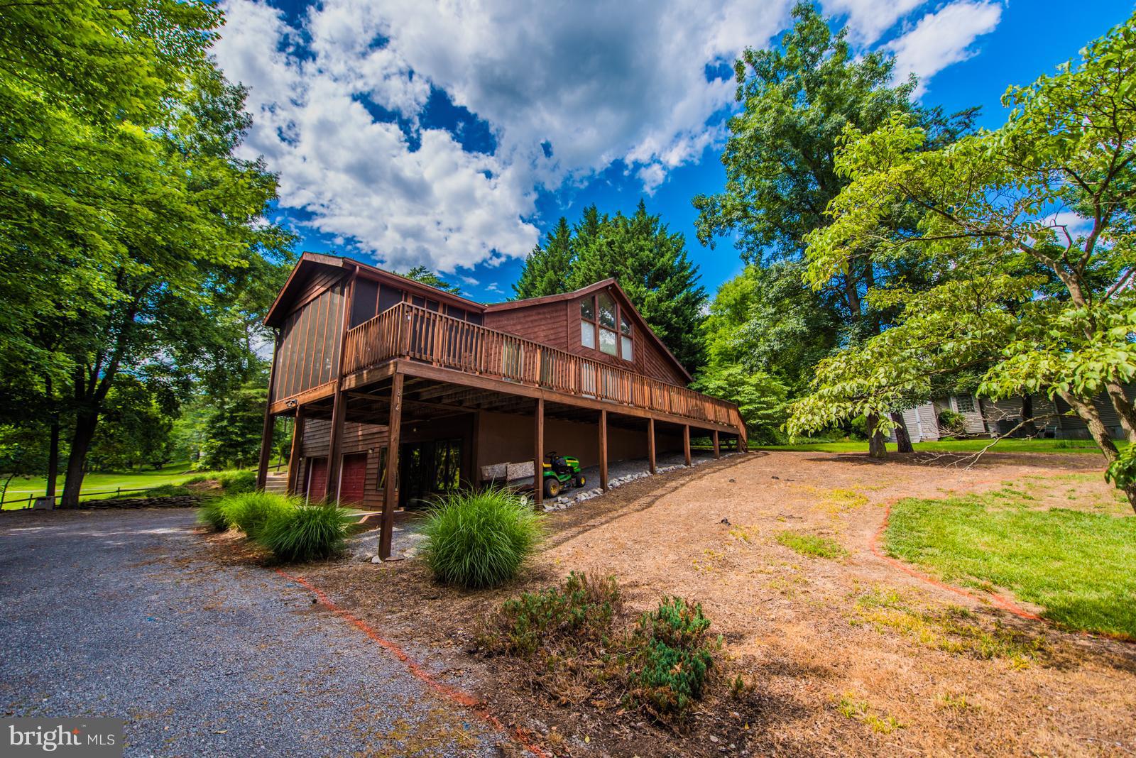 THE WOODS - Residential Lease