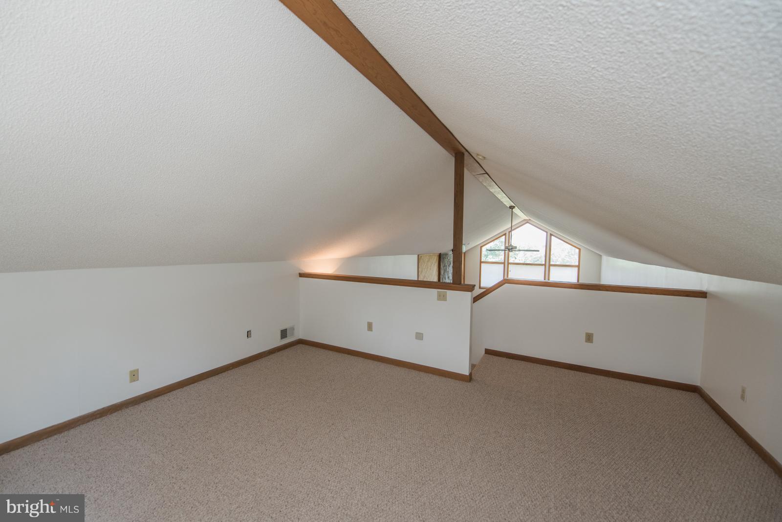 THE WOODS - Residential Lease