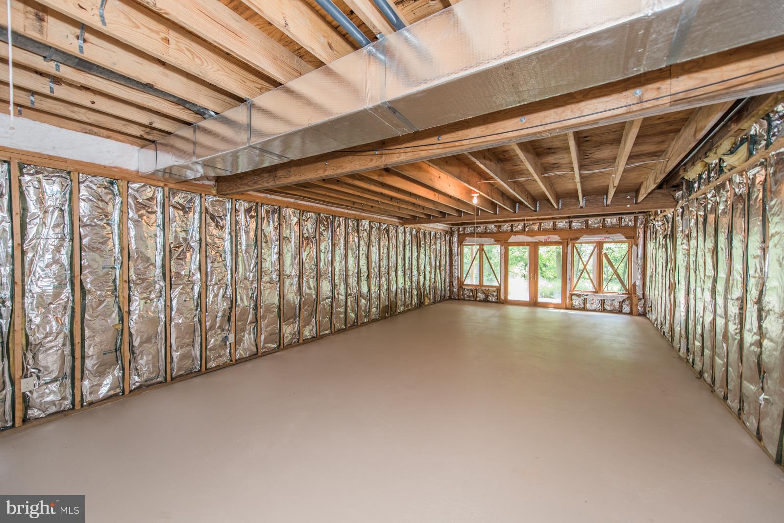 THE WOODS - Residential Lease