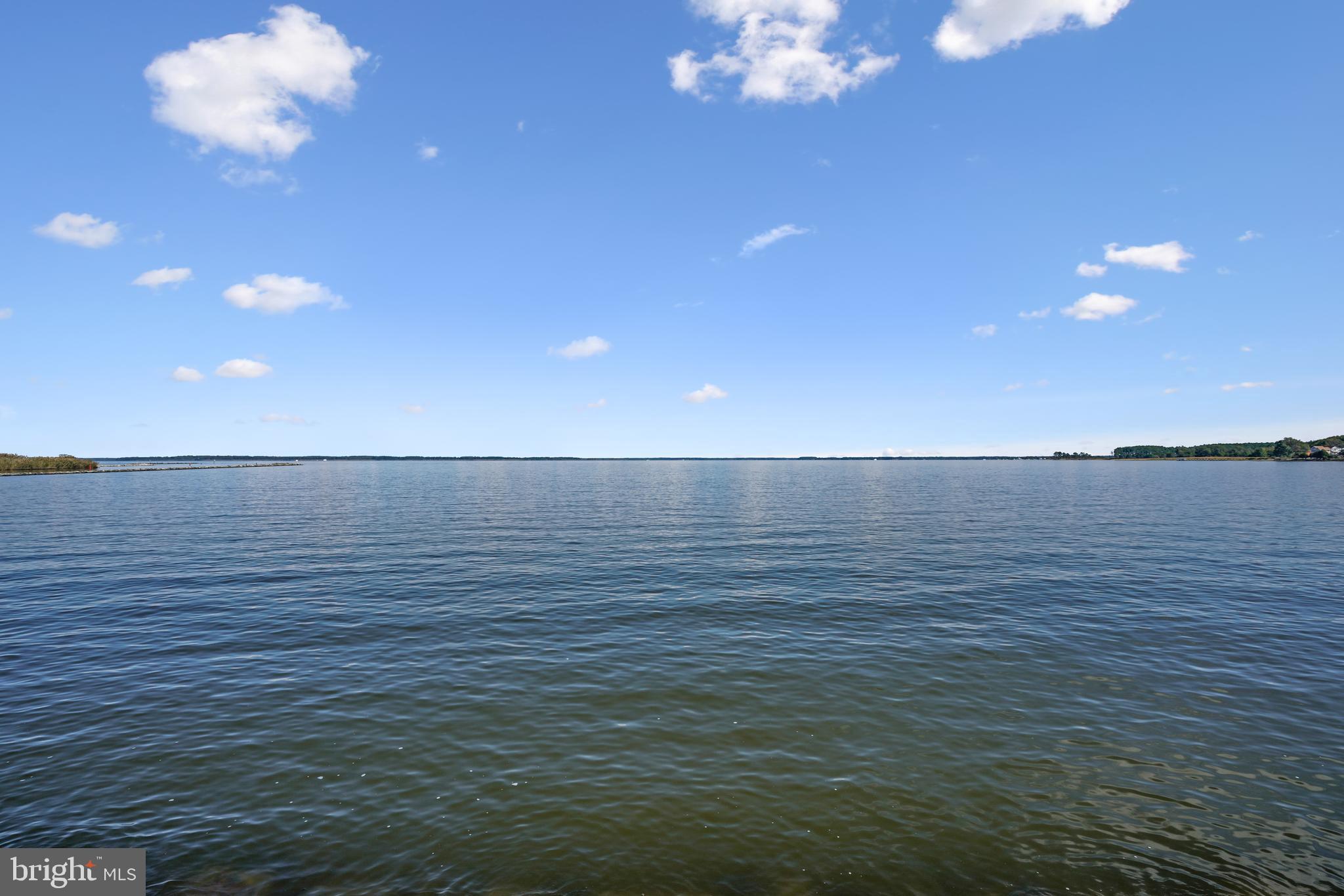 QUEENS LANDING - Residential