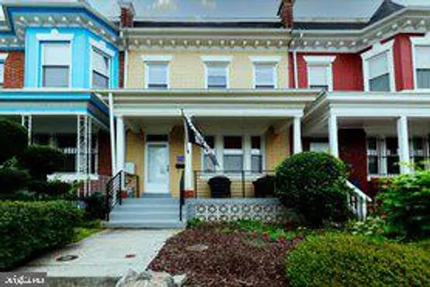 MLS: DCDC2159822