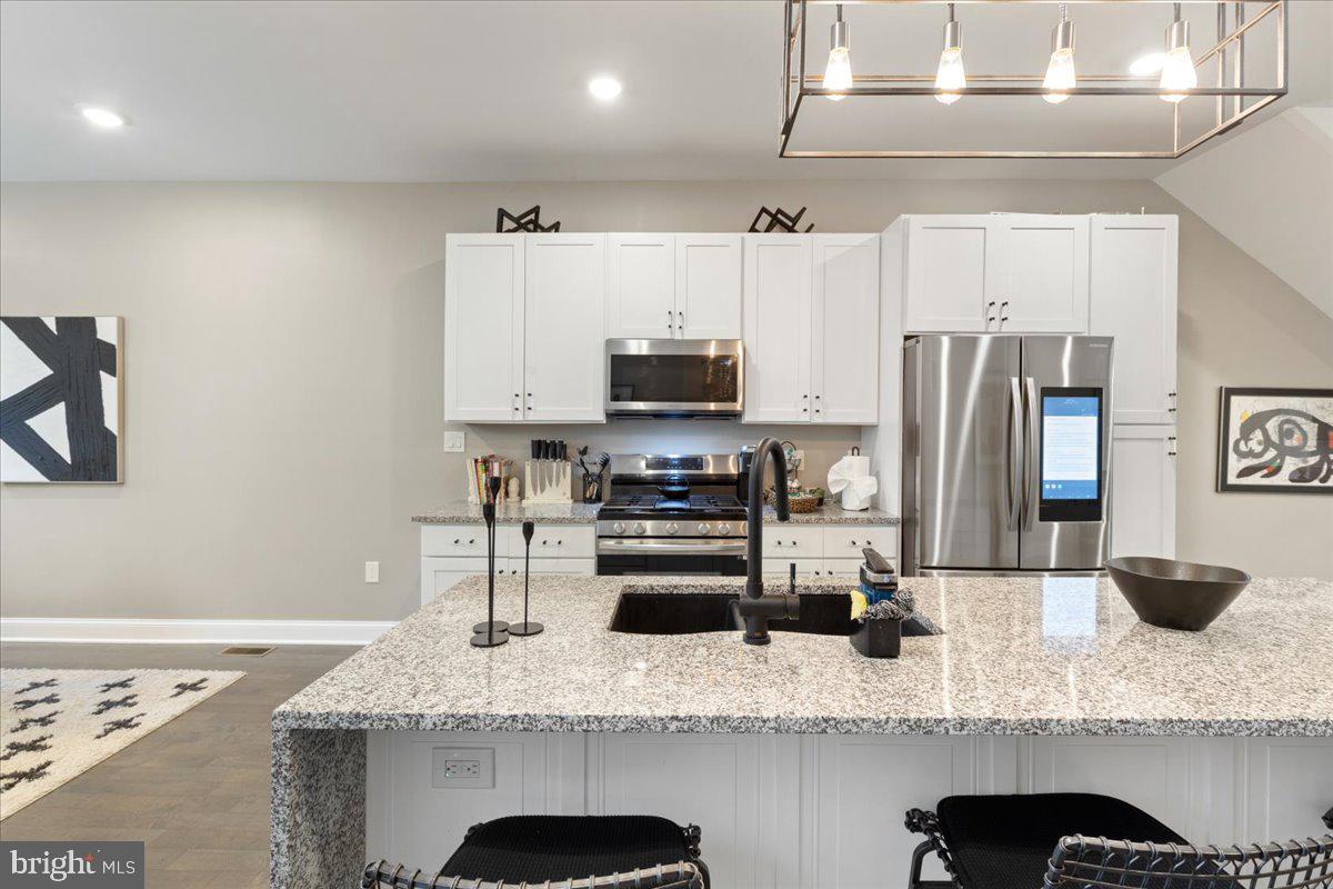 BROADWAY EAST - Residential Lease