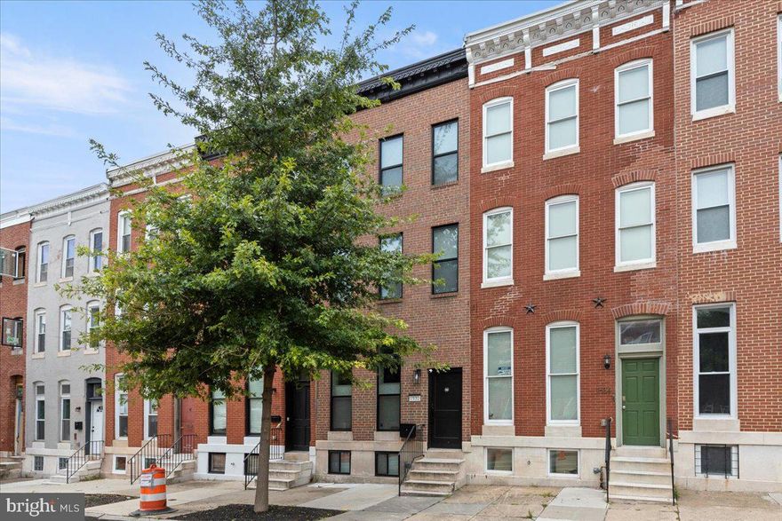 Live Luxuriously Near Johns Hopkins – Stunning Multi-Level Townhome for Rent
Step into elegance with this exceptional rental townhome, designed for both grand entertaining and everyday comfort. The open-concept main level welcomes you with gleaming hardwood floors and a showstopping gourmet kitchen—featuring abundant cabinetry, expansive granite countertops, a central island, and stainless steel appliances that will inspire your inner chef.
Upstairs, the lavish primary suite feels like a five-star retreat, complete with oversized walk-in closets and a spa-inspired bath boasting a soaking tub, separate shower, and floating vanity. A second spacious bedroom and full bath complete this level.
Ascend to the top floor to discover a dreamy third bedroom alongside a versatile loft, den, and office, perfect for guests, work-from-home, or creative space. The finished basement offers even more room to relax, entertain, or stay active.
Outside, unwind in your private rear oasis—ideal for morning coffee or evening gatherings. Located just 1.4 miles from Johns Hopkins Hospital and approximately 50 minutes to Washington, DC, this home blends luxury with convenience.
Rental Requirements: Minimum 700+ credit score and income of 3x monthly rent (post-tax). No exceptions.
📍 This is a must-see—schedule your tour today!