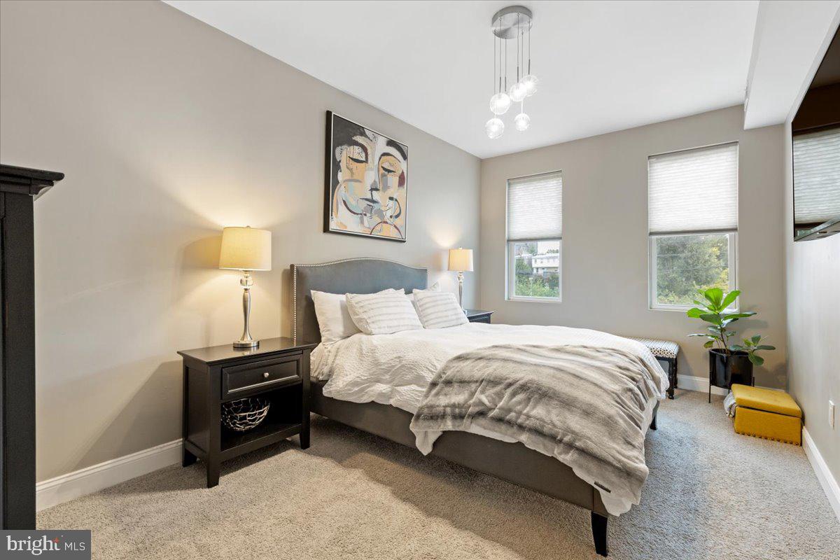 BROADWAY EAST - Residential Lease