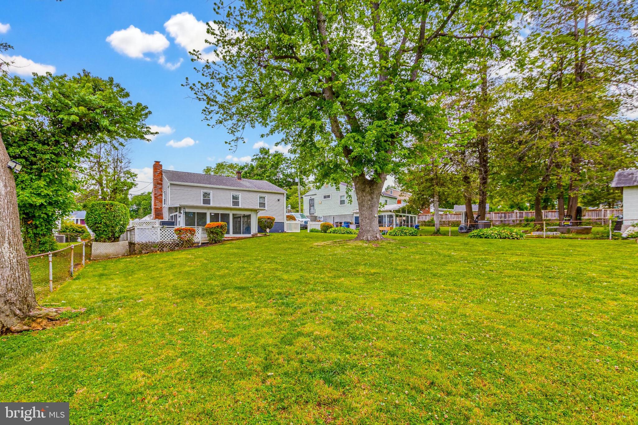 WHEATON WOODS - Residential