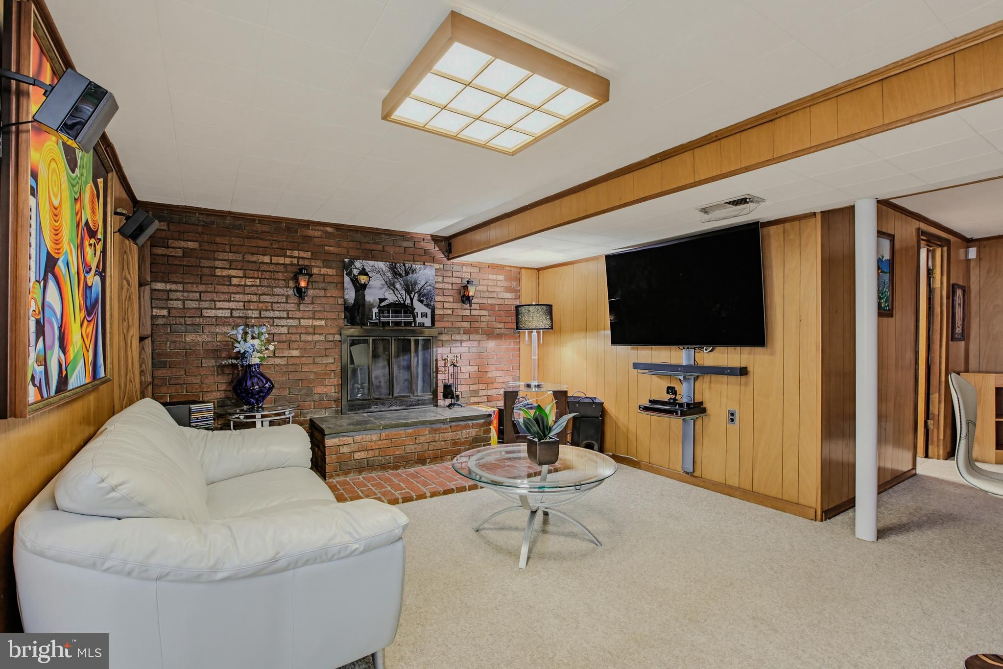 WHEATON WOODS - Residential