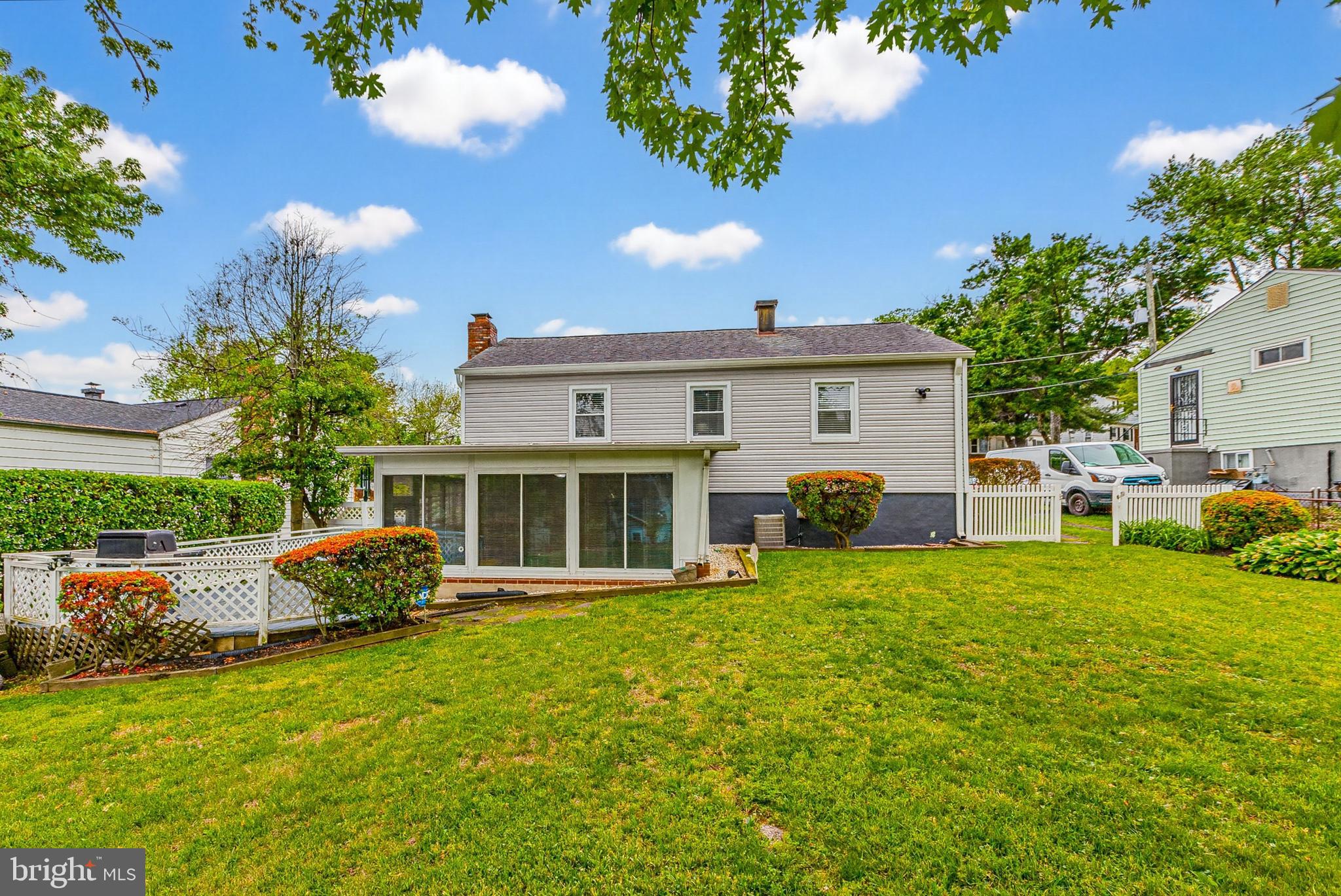 WHEATON WOODS - Residential