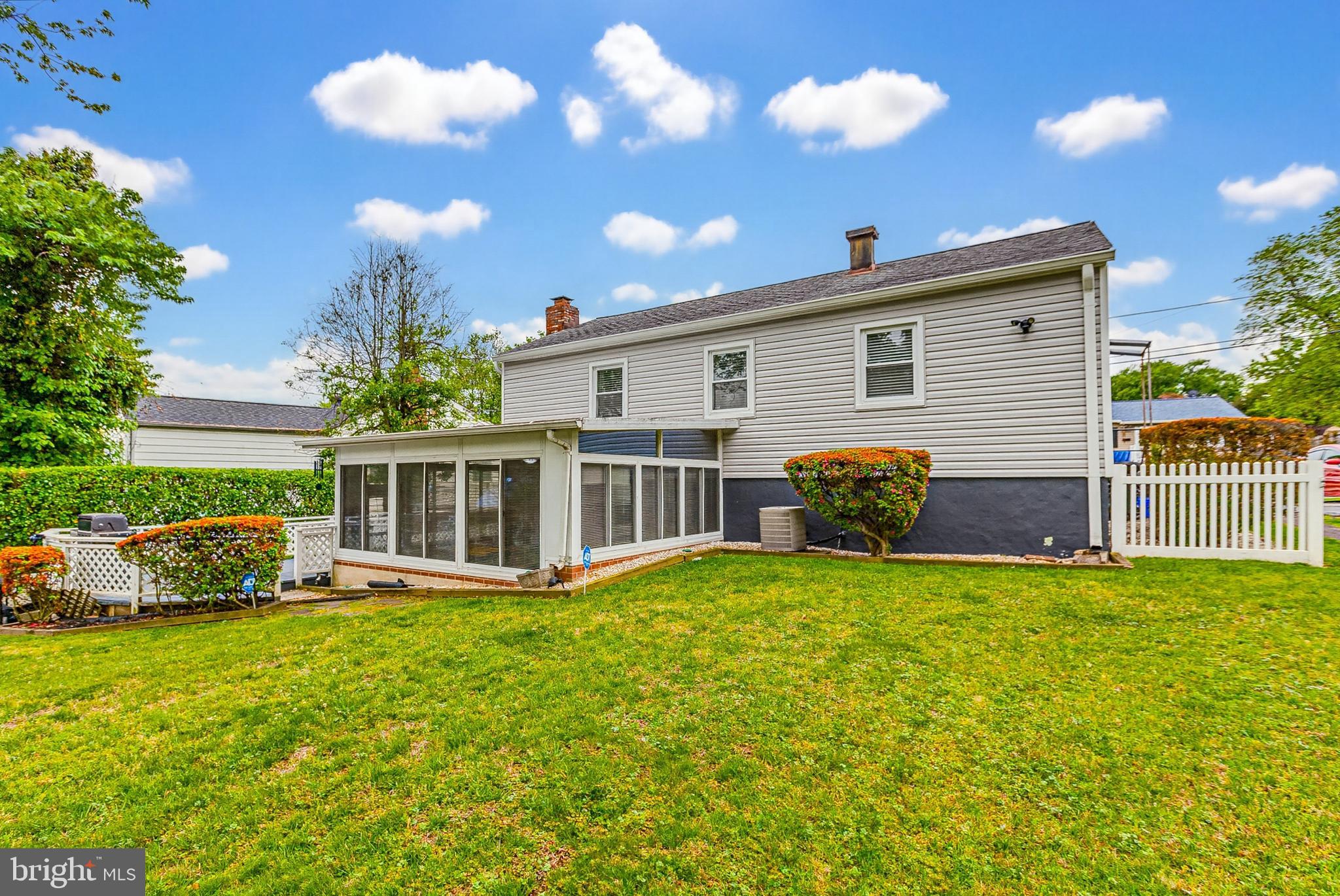 WHEATON WOODS - Residential